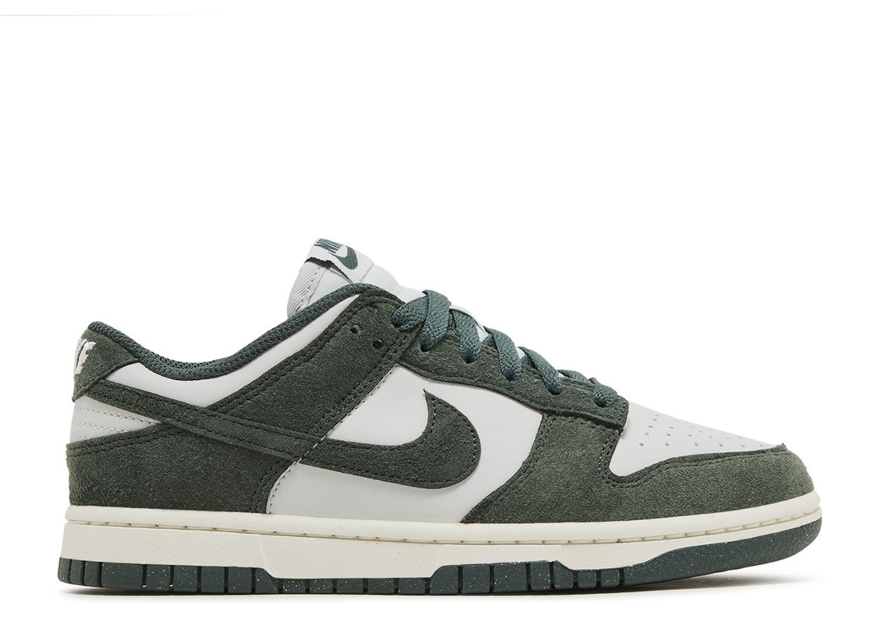 DUNK LOW NEXT NATURE VINTAGE GREEN (BRAND NEW)
