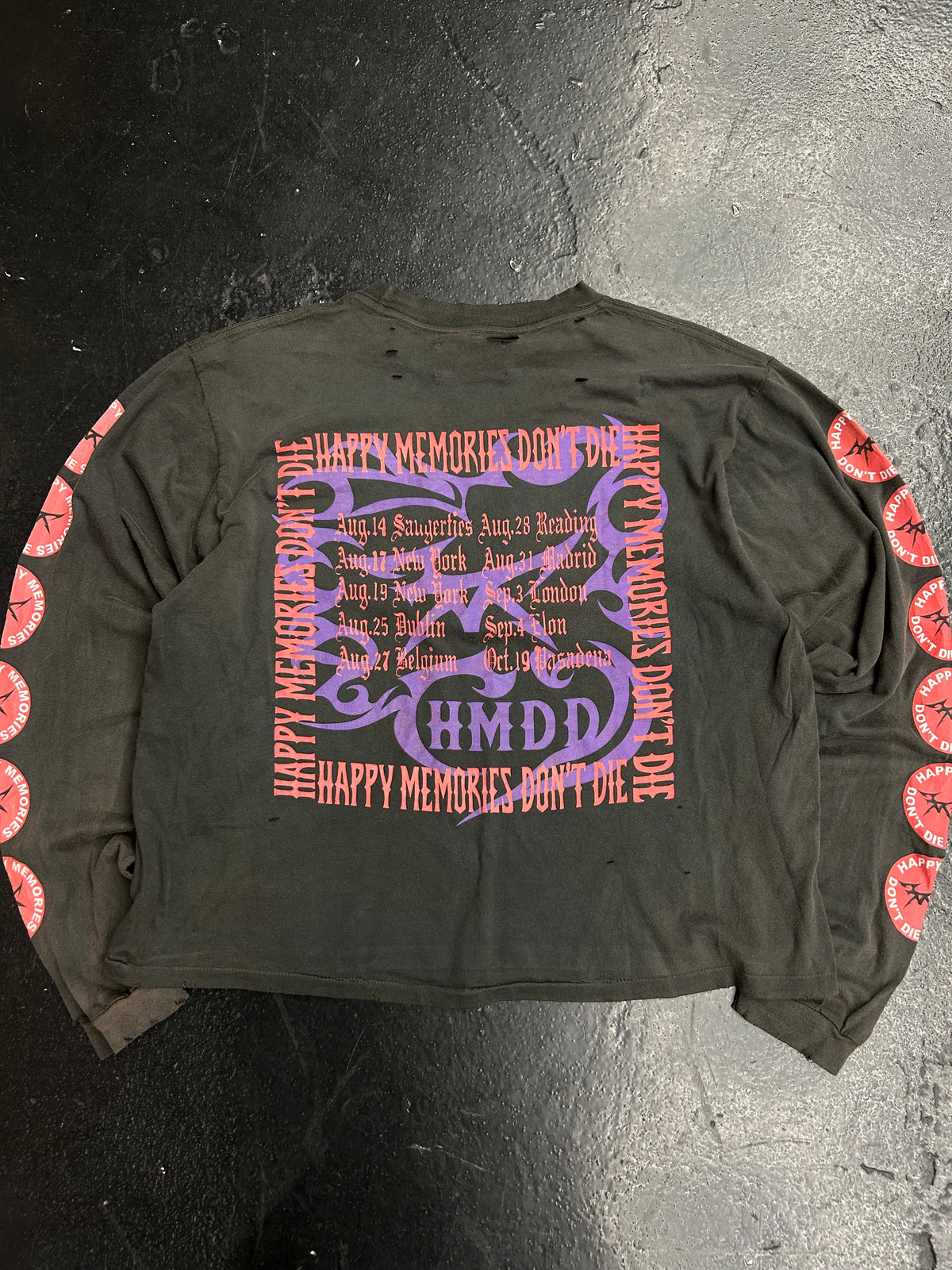 HMDD HAPPY MEMORIES DONT DIE RHCP TEE (BRAND NEW)