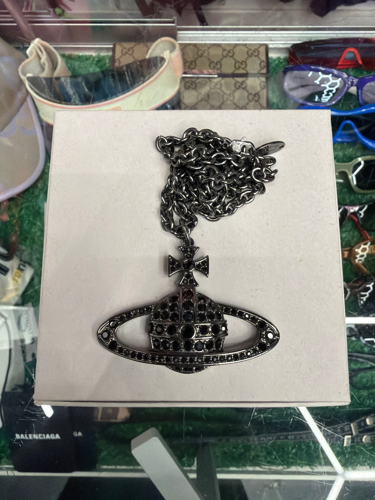VIVIAN WESTWOOD JEWELED NECKLACE (PRE-OWNED)