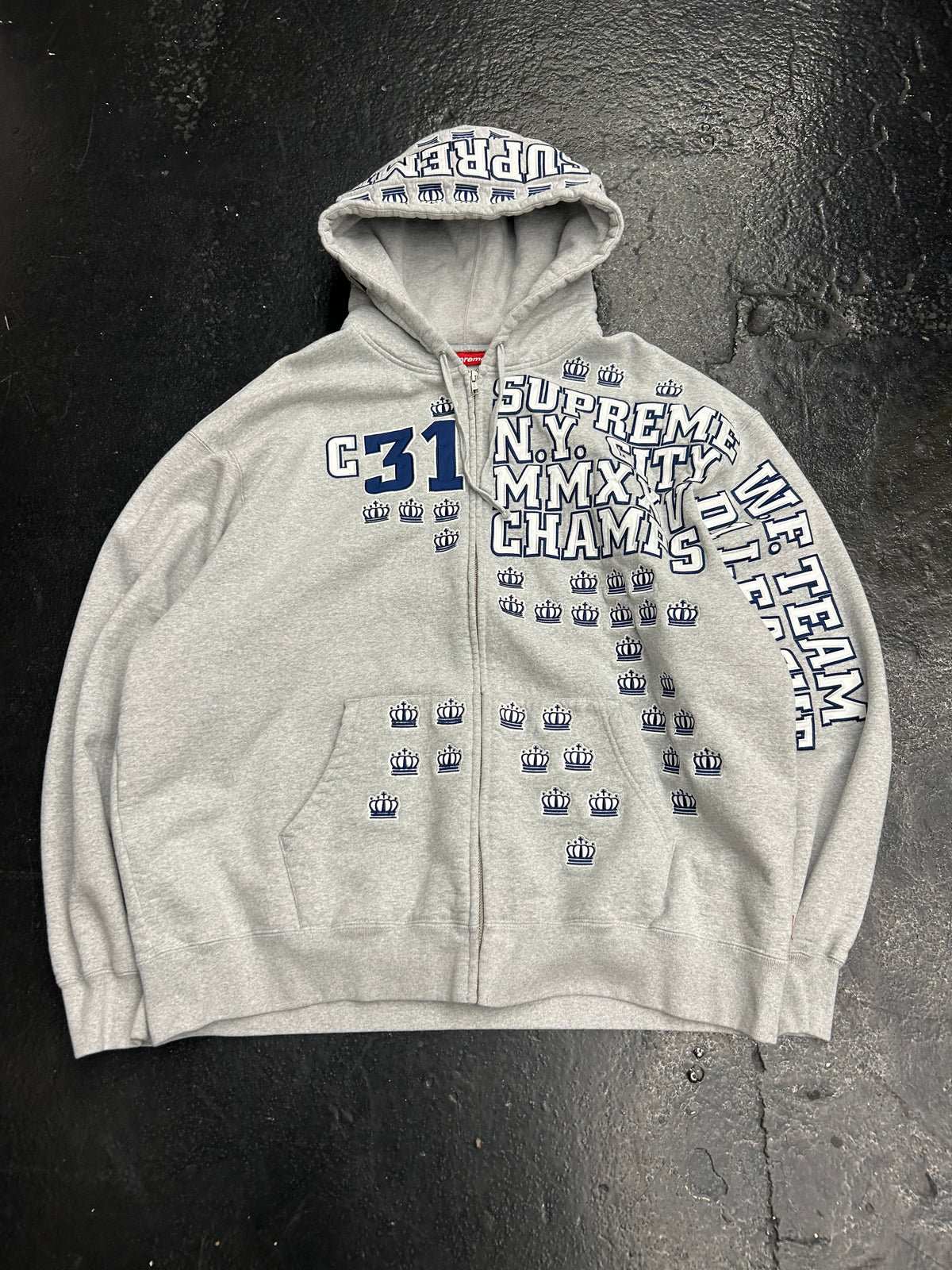 SUPREME LEAGUE CHAMPS ZIP UP HOODIE GREY (PRE-OWNED)