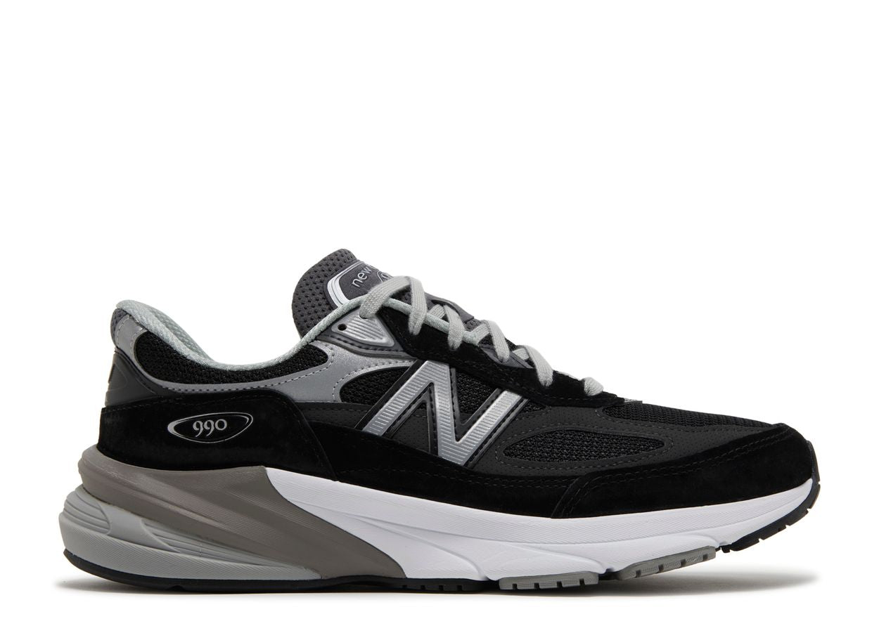 NEW BALANCE 990 BLACK (VNDS W/ BOX)