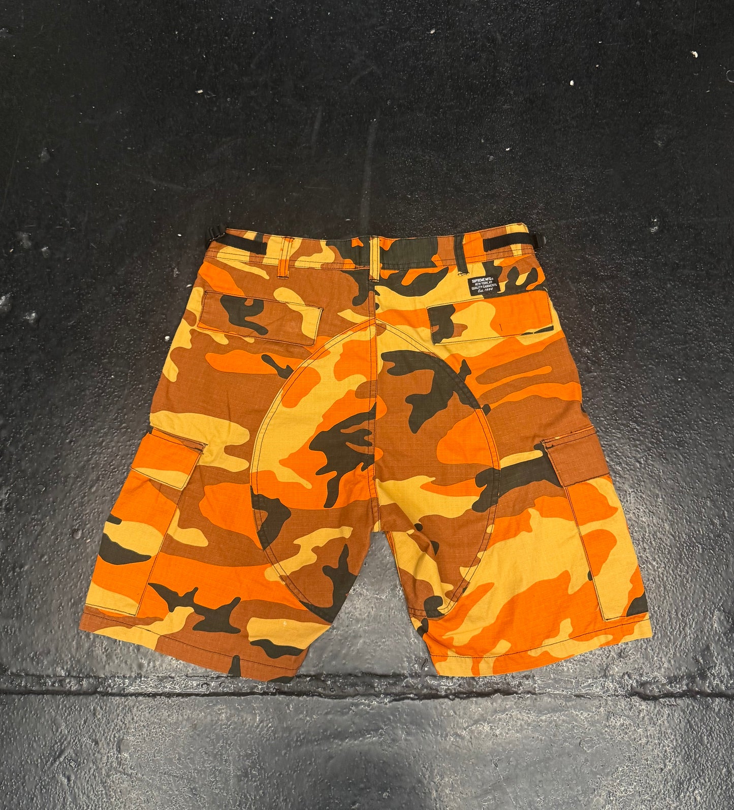 SUPREME RIP STOP CAMO SHORTS (BRAND NEW)