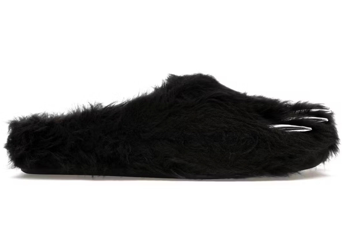 BRAVEST STUDIOS BLACK BEAR CLAWS (BRAND NEW)