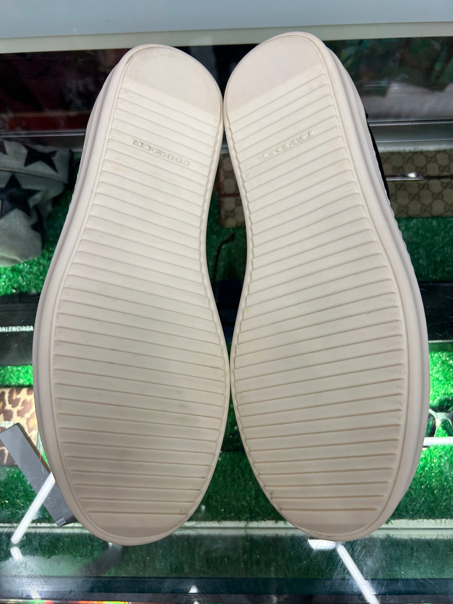 RICK OWENS CANVAS LOW TOP VANS (PRE-OWNED / NO BOX)