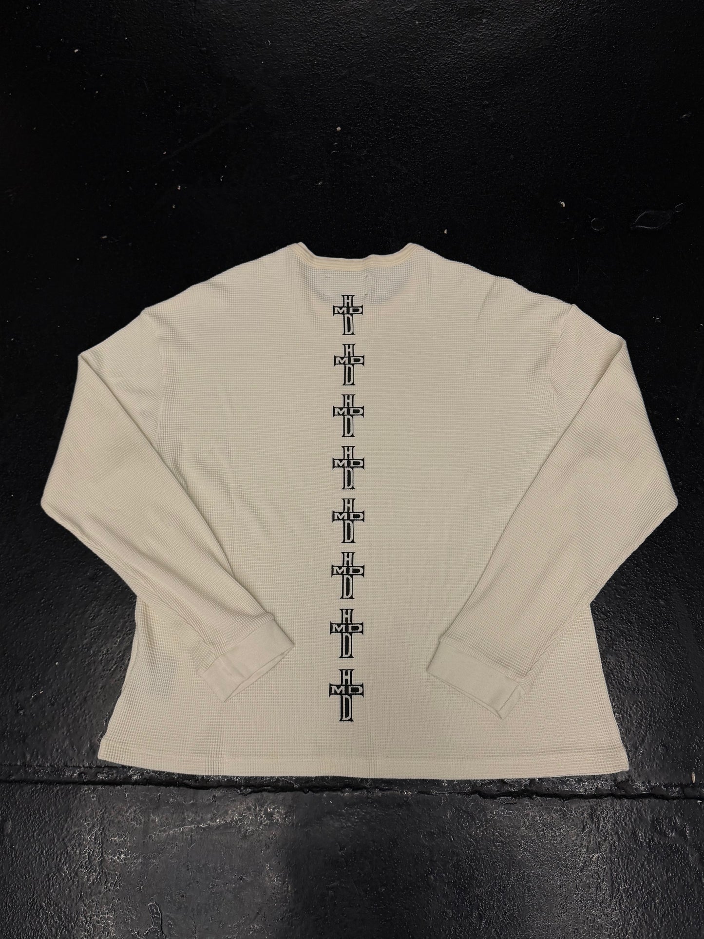 HAPPY MEMORIES DONT DIE HMDD HC SPINE THERMAL (PRE-OWNED)