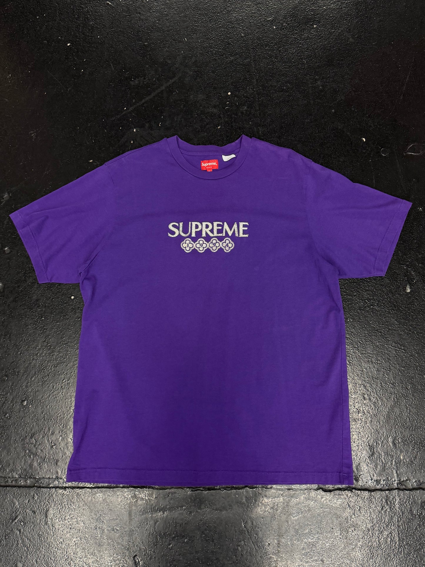 SUPREME GLITTER SS TOP PURPLE TEE (BRAND NEW)