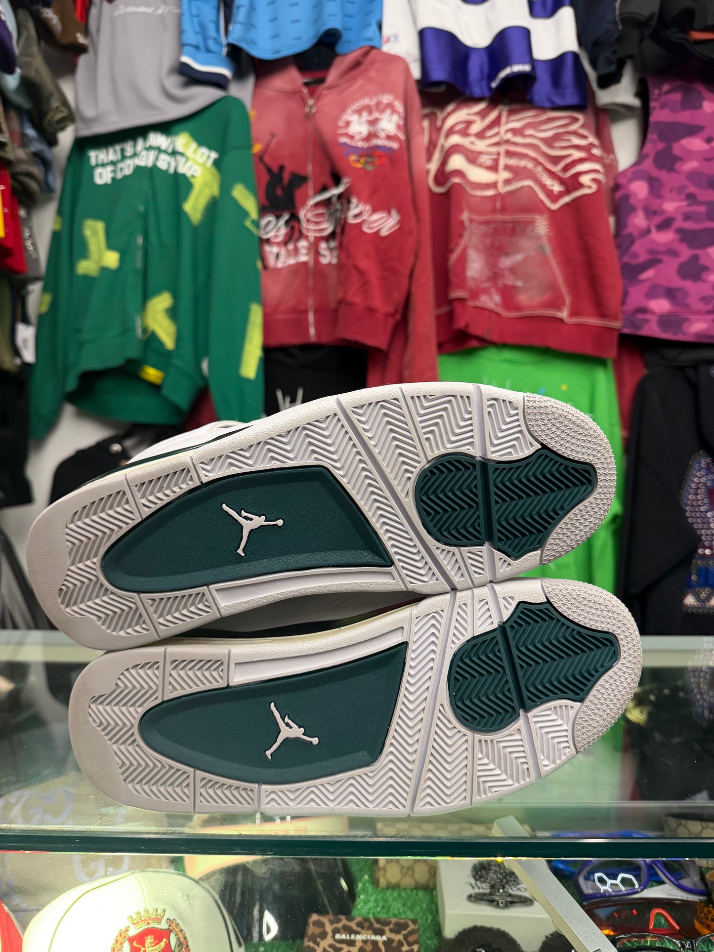 JORDAN 4 OXIDIZED GREEN (PRE-OWNED W/ BOX)