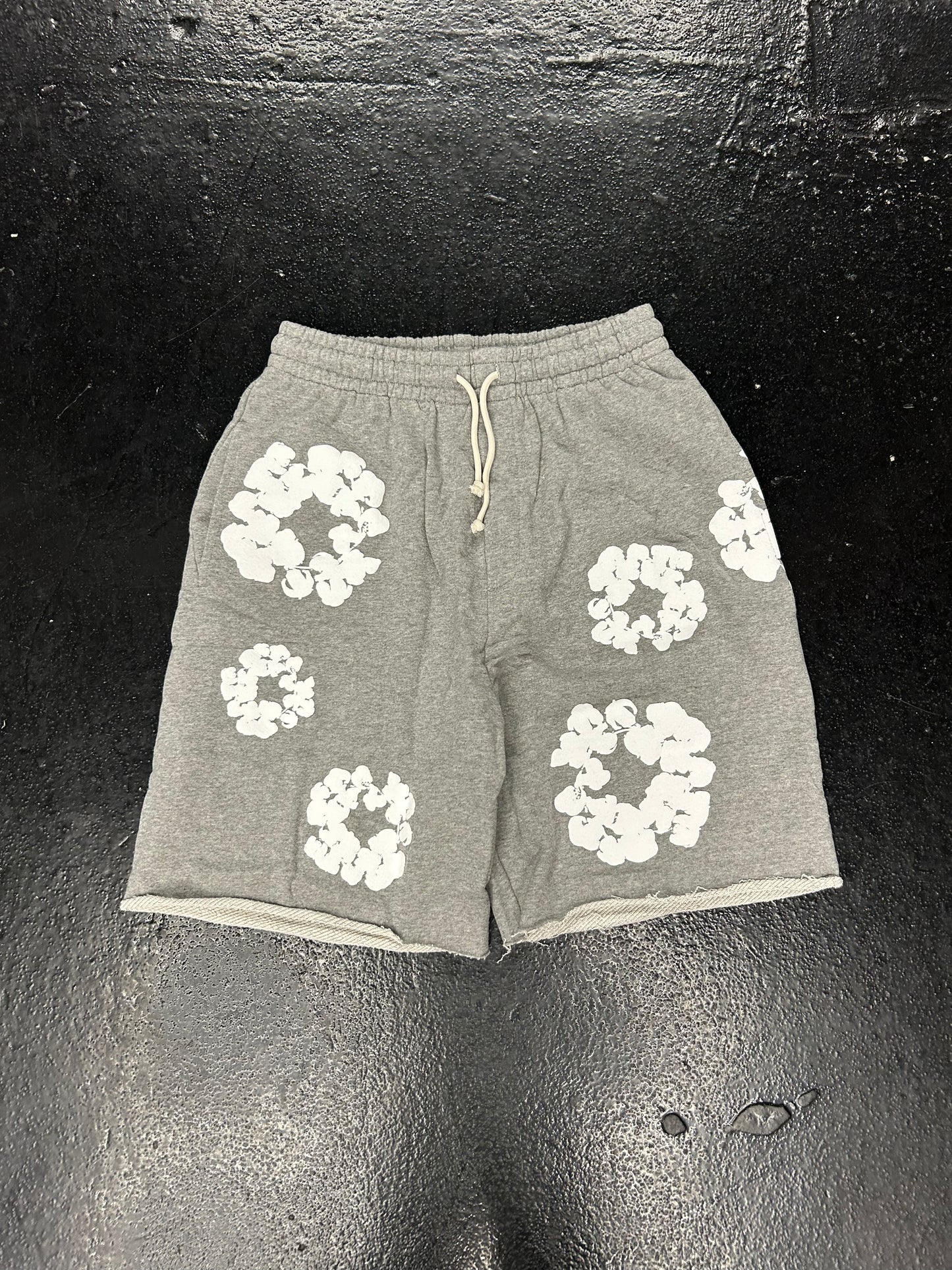 DENIM TEARS GREY SHORTS (BRAND NEW)