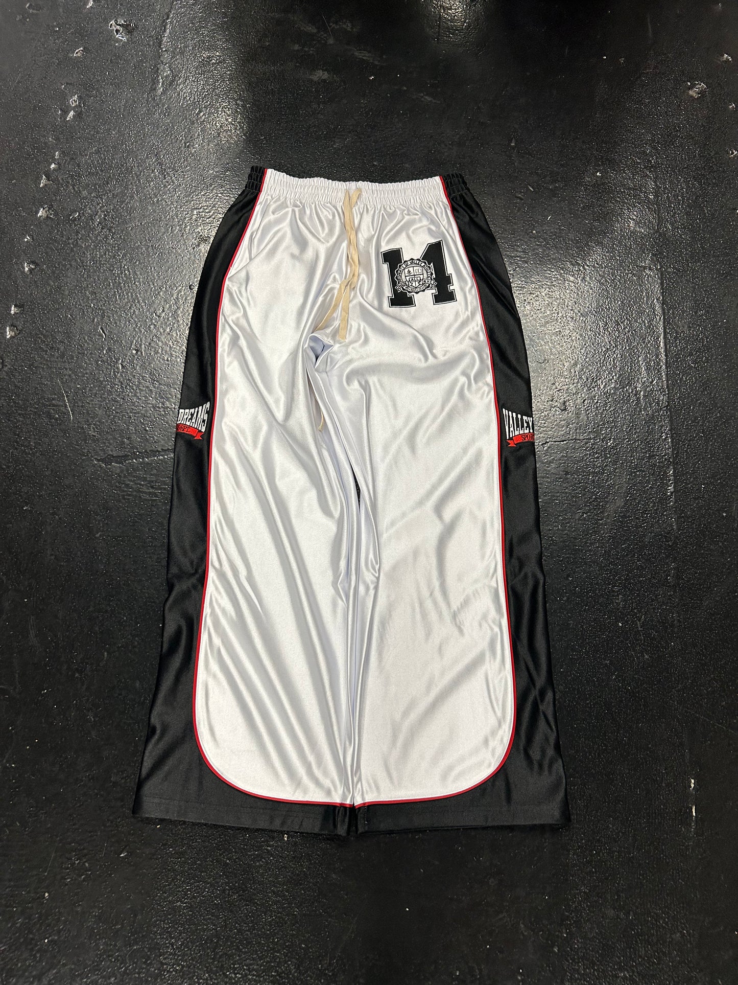 VALE VALLEY SPORTS LOUNGE SWEAT PANTS (BRAND NEW)