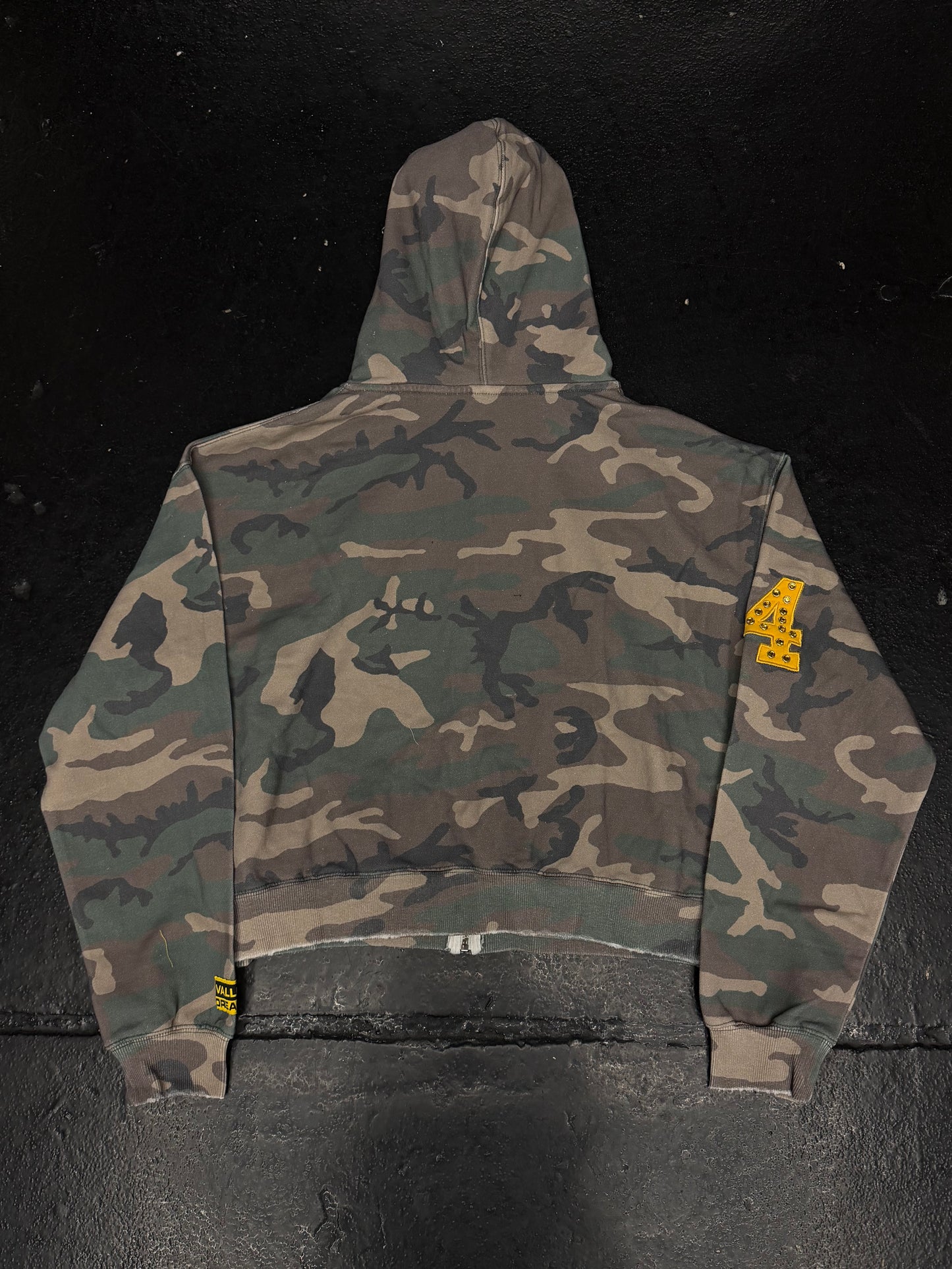 VALE FOREVER CAMO ZIP UP HOODIE (BRAND NEW)