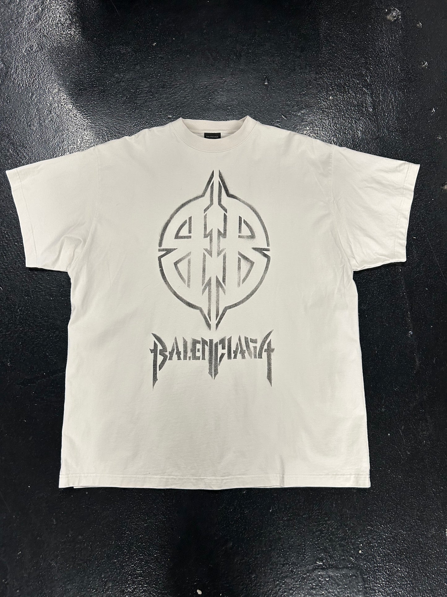 BALENCIAGA OVERSIZED LOGO WHITE TEE (PRE OWNED)