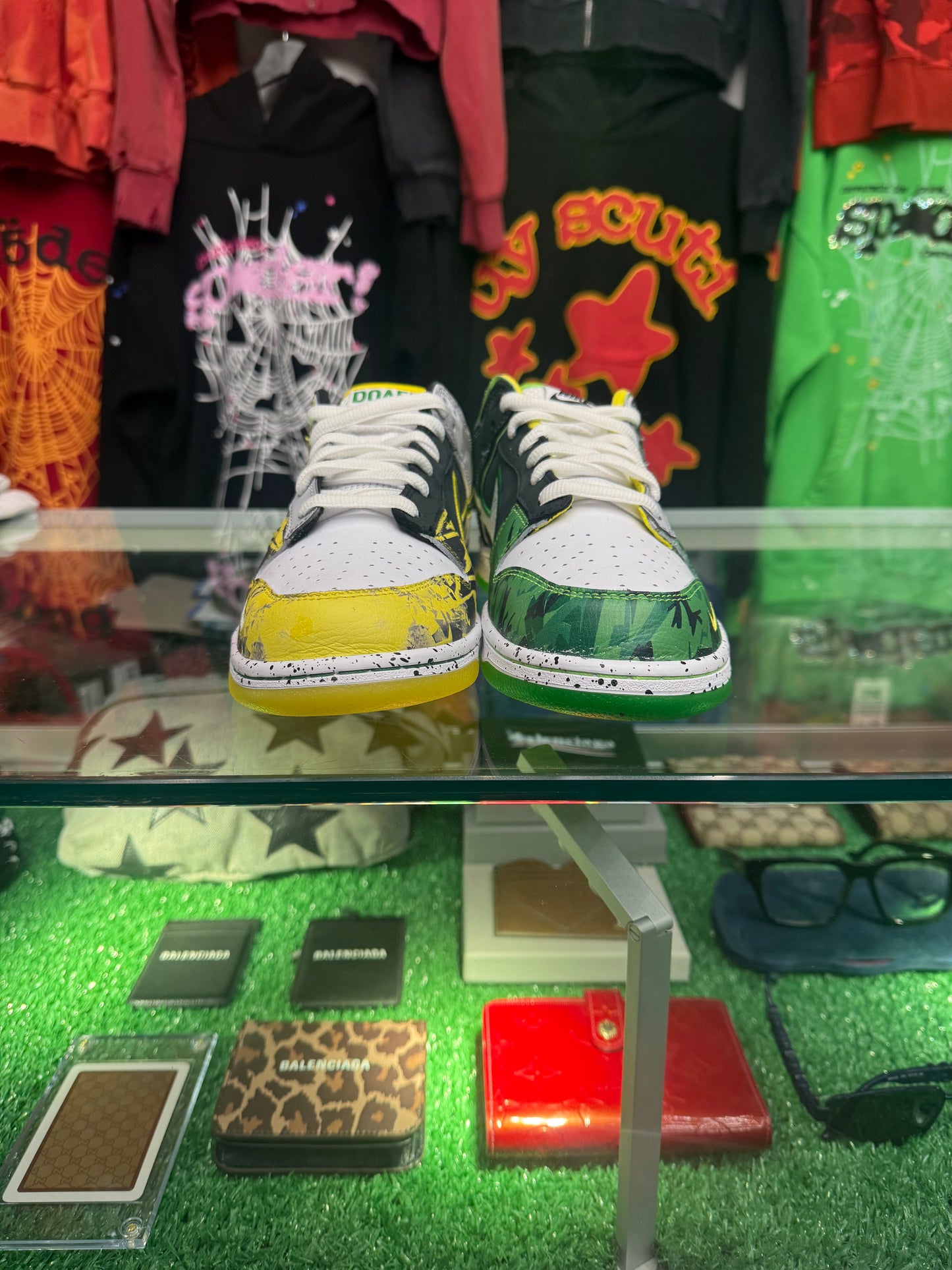 NIKE DUNK LOW WHAT THE DUCK UNIVERSITY OF OREGON PE (PRE-OWNED W/ BOX)