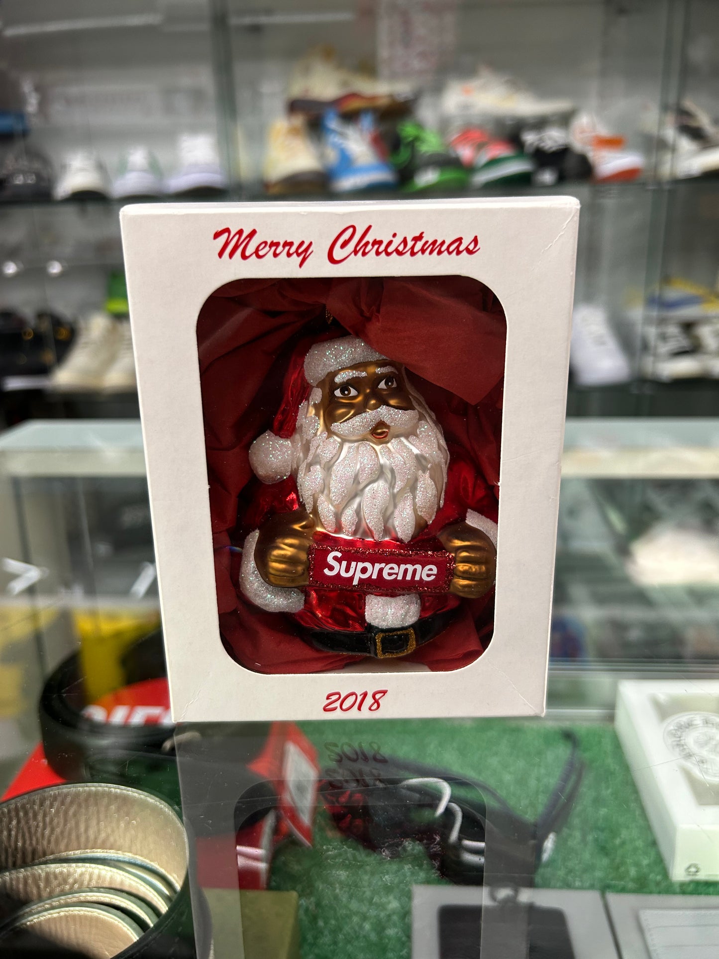 SUPREME SANTA CLAUSE CHRISTMAS ORNAMENT (BRAND NEW)