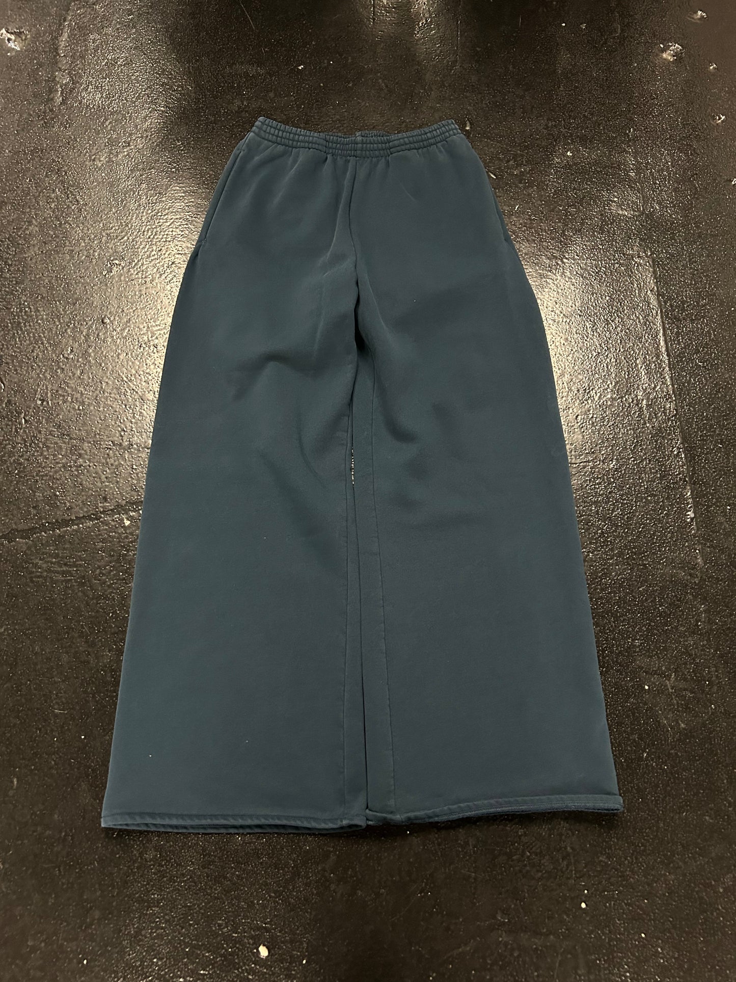 YEEZY X GAP BLUE WIDELEG SWEATPANTS (PRE-OWNED)