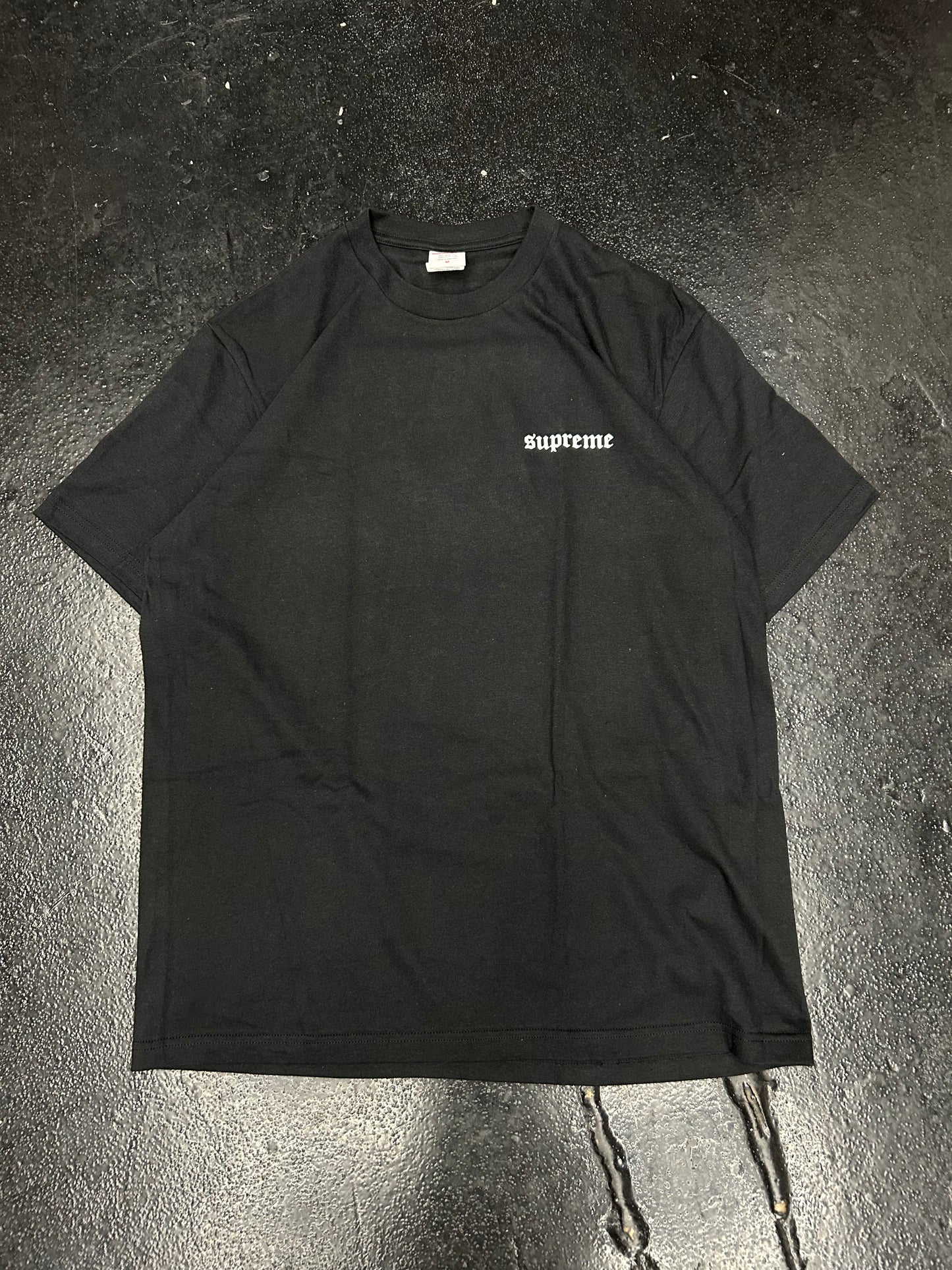 SUPREME PURPLE CROSSHAIRS BLACK TEE (BRAND NEW)