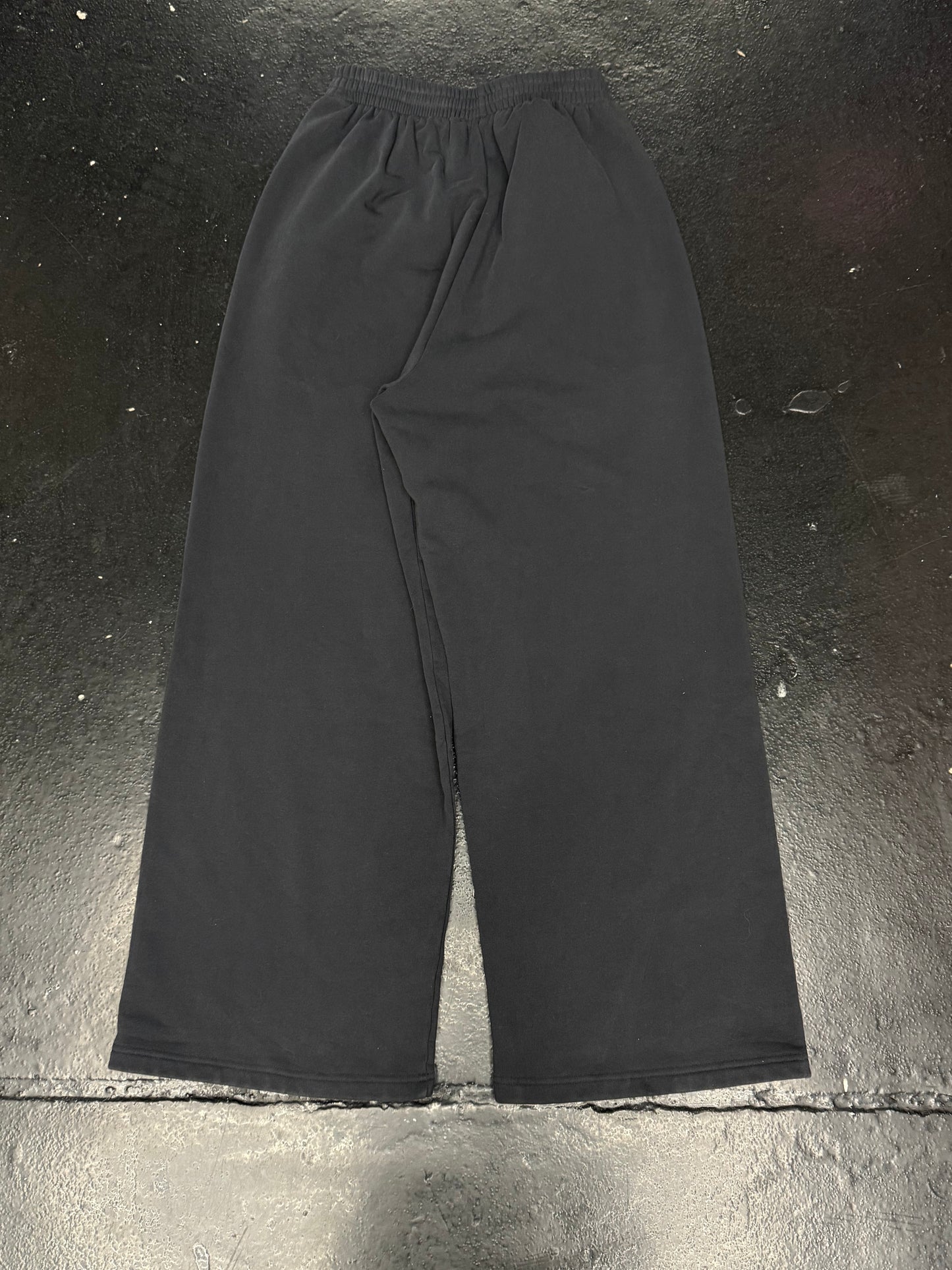 BALENCIAGA X UNDER ARMOR BAGGY SWEATPANTS (PRE-OWNED)
