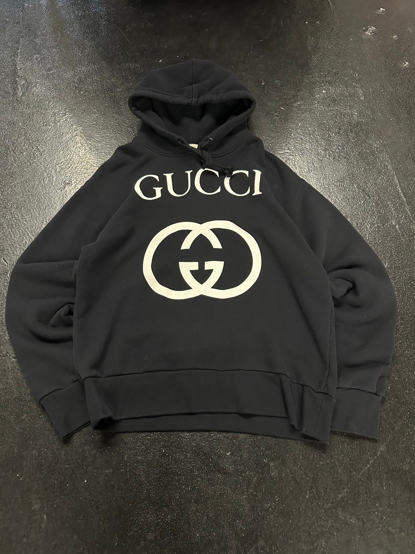 GUCCI GG BLACK HOODIE (PRE OWNED)