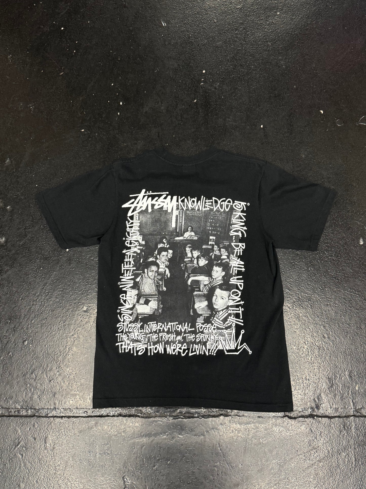 STUSSY CLASSROOM TEE (BRAND NEW)