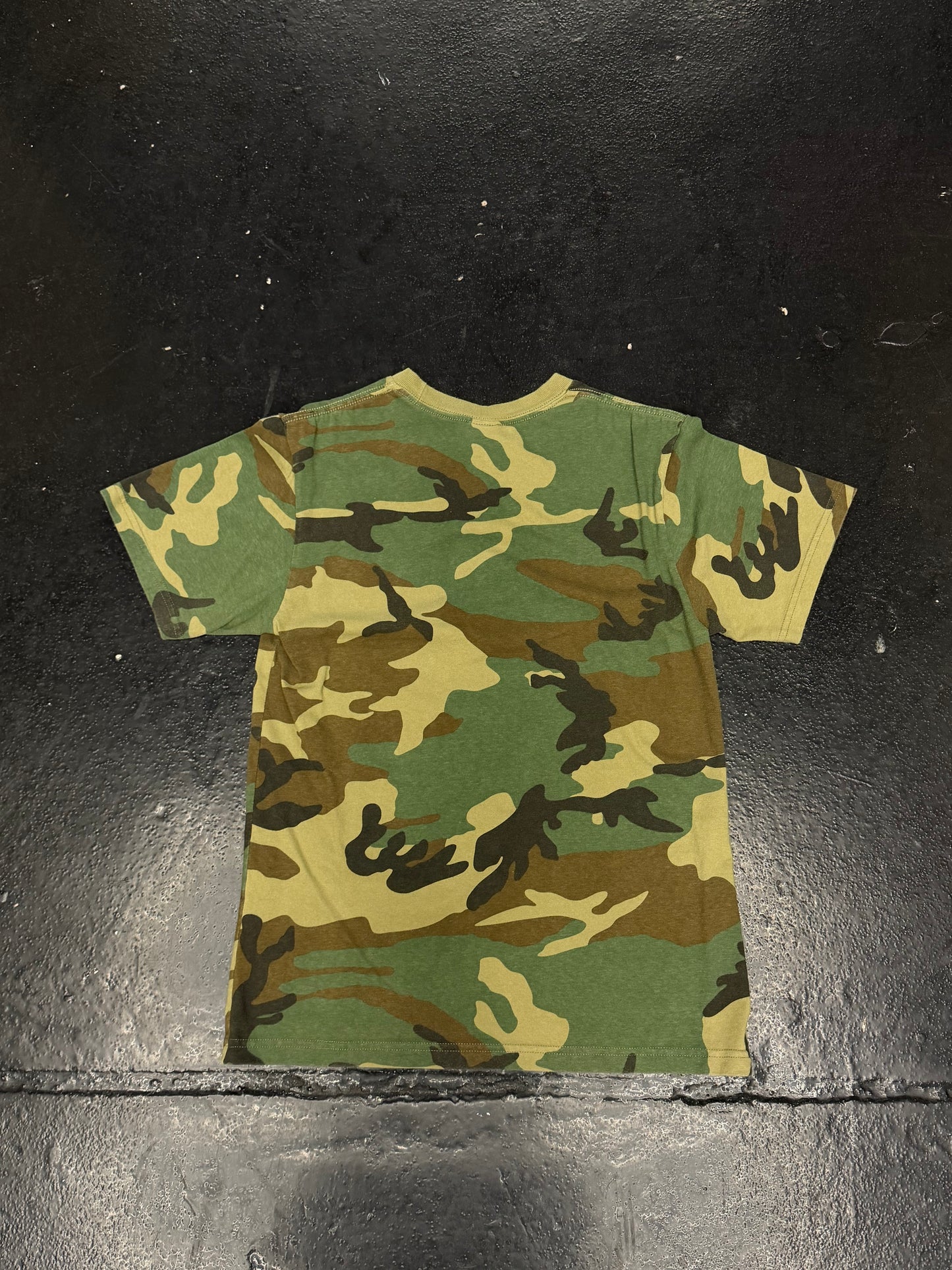 SUPREME ORIGAMI CAMO T-SHIRT (PRE-OWNED)