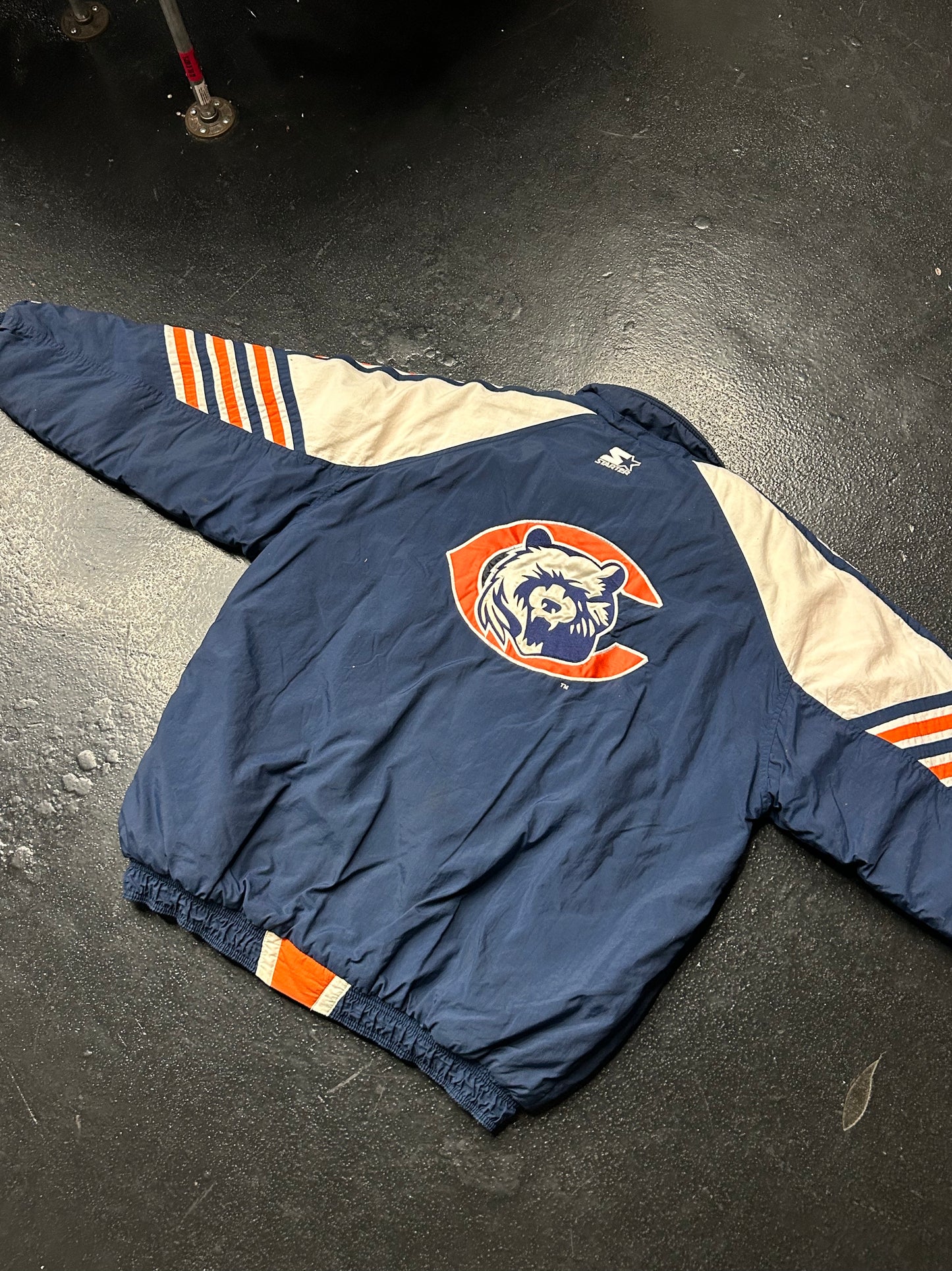 CHICAGO BEARS VINTAGE PUFFER JACKET (PRE-OWNED)