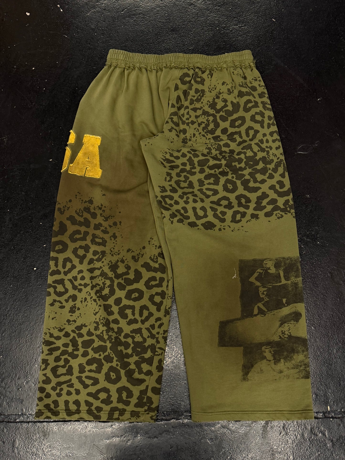 VALE FOREVER SAFARI SWEATS (PRE-OWNED)