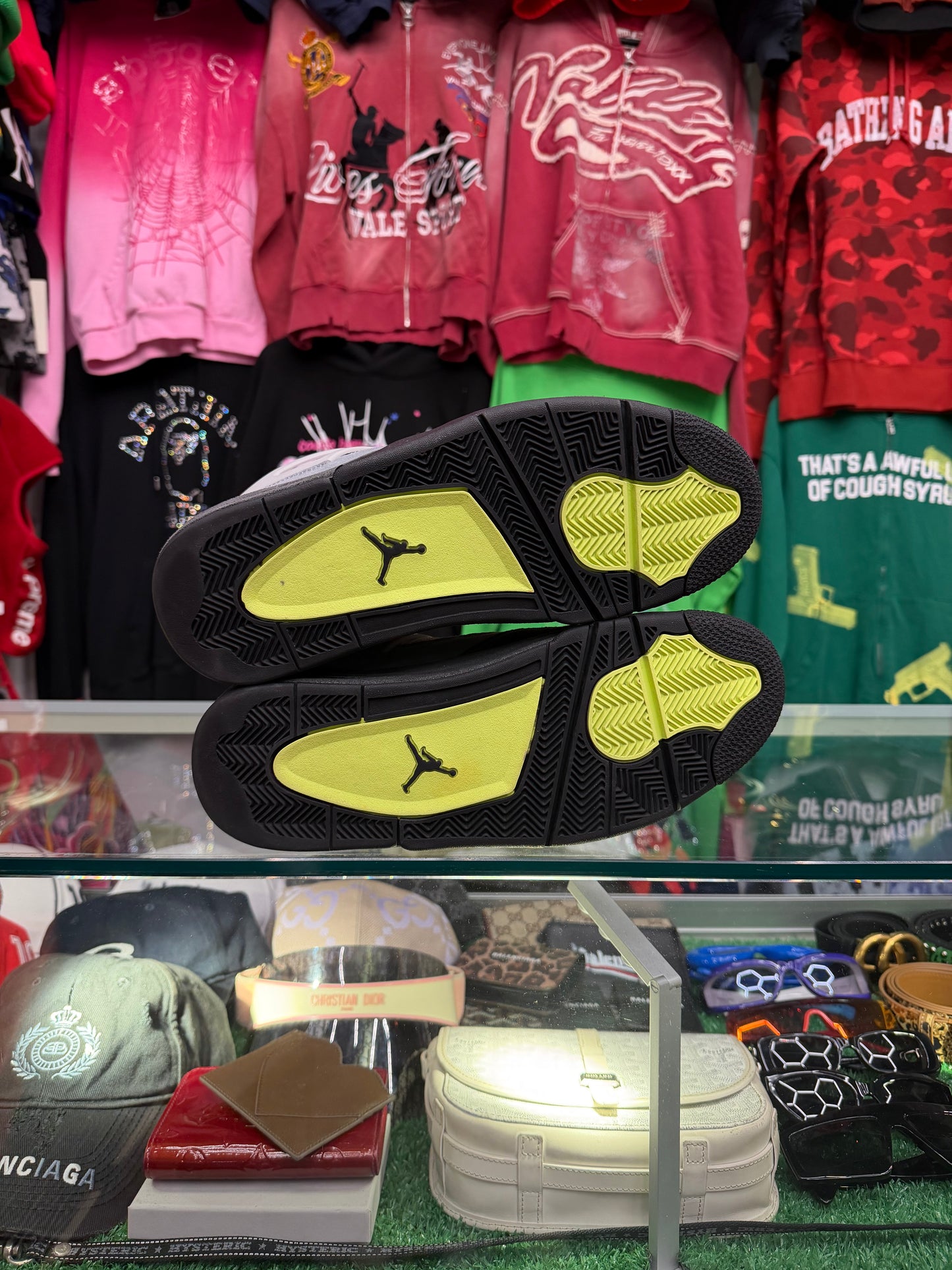 JORDAN 4 NEON (PRE-OWNED NO BOX)