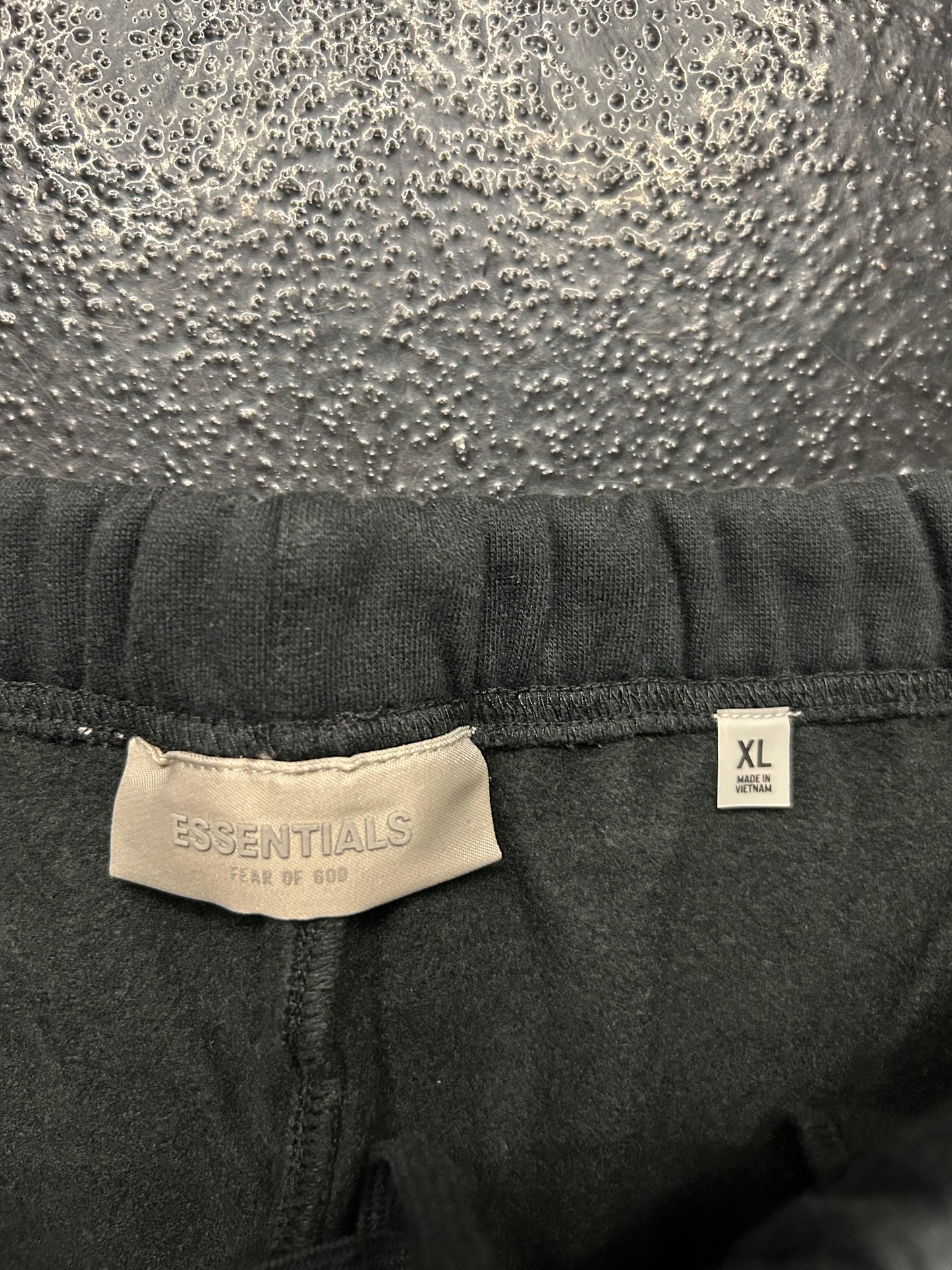 ESSENTIALS BLACK SWEAT SHORTS (BRAND NEW)