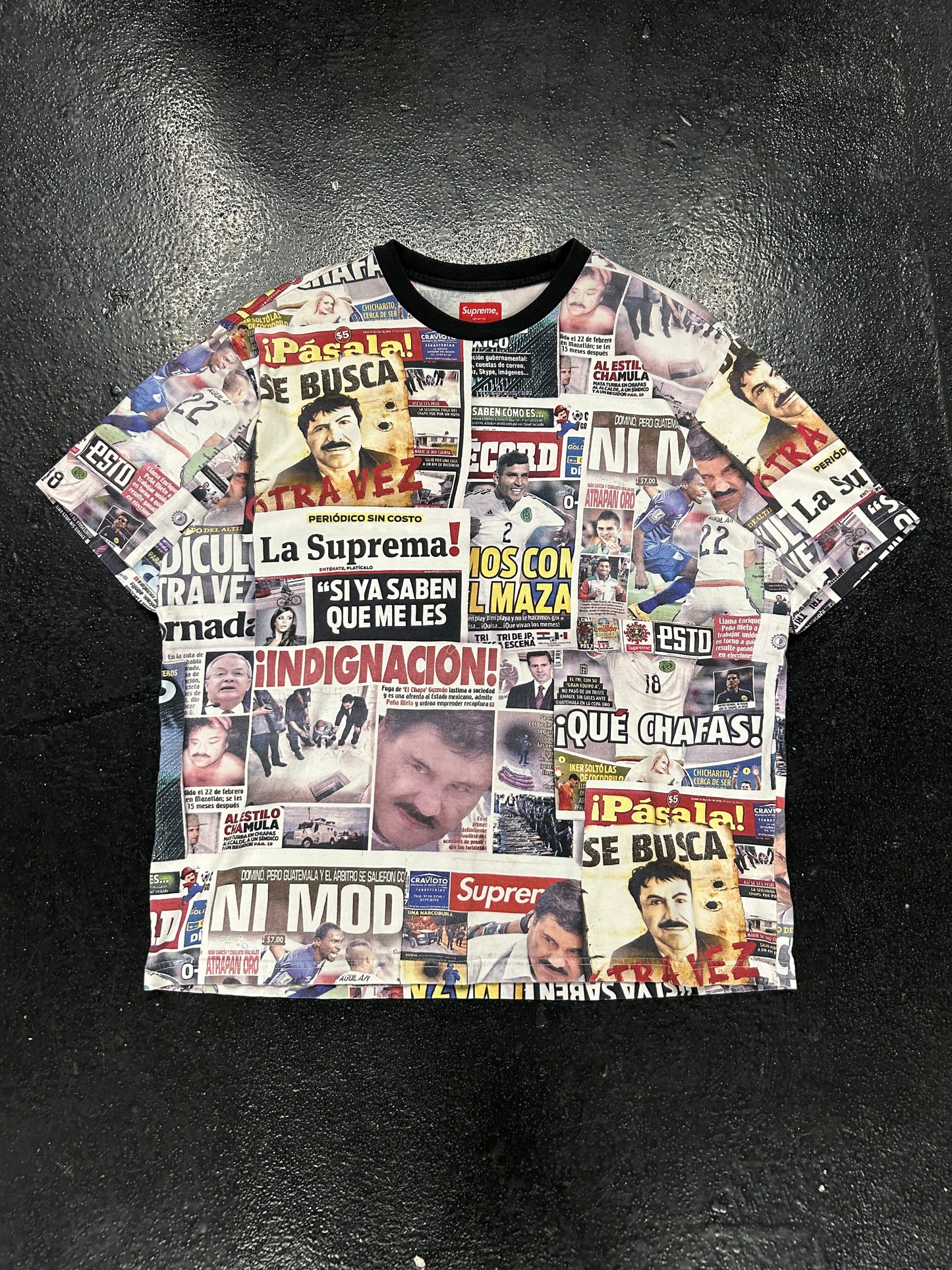 SUPREME EL CHAPO NEWSPAPER AOP TEE (PRE OWNED)