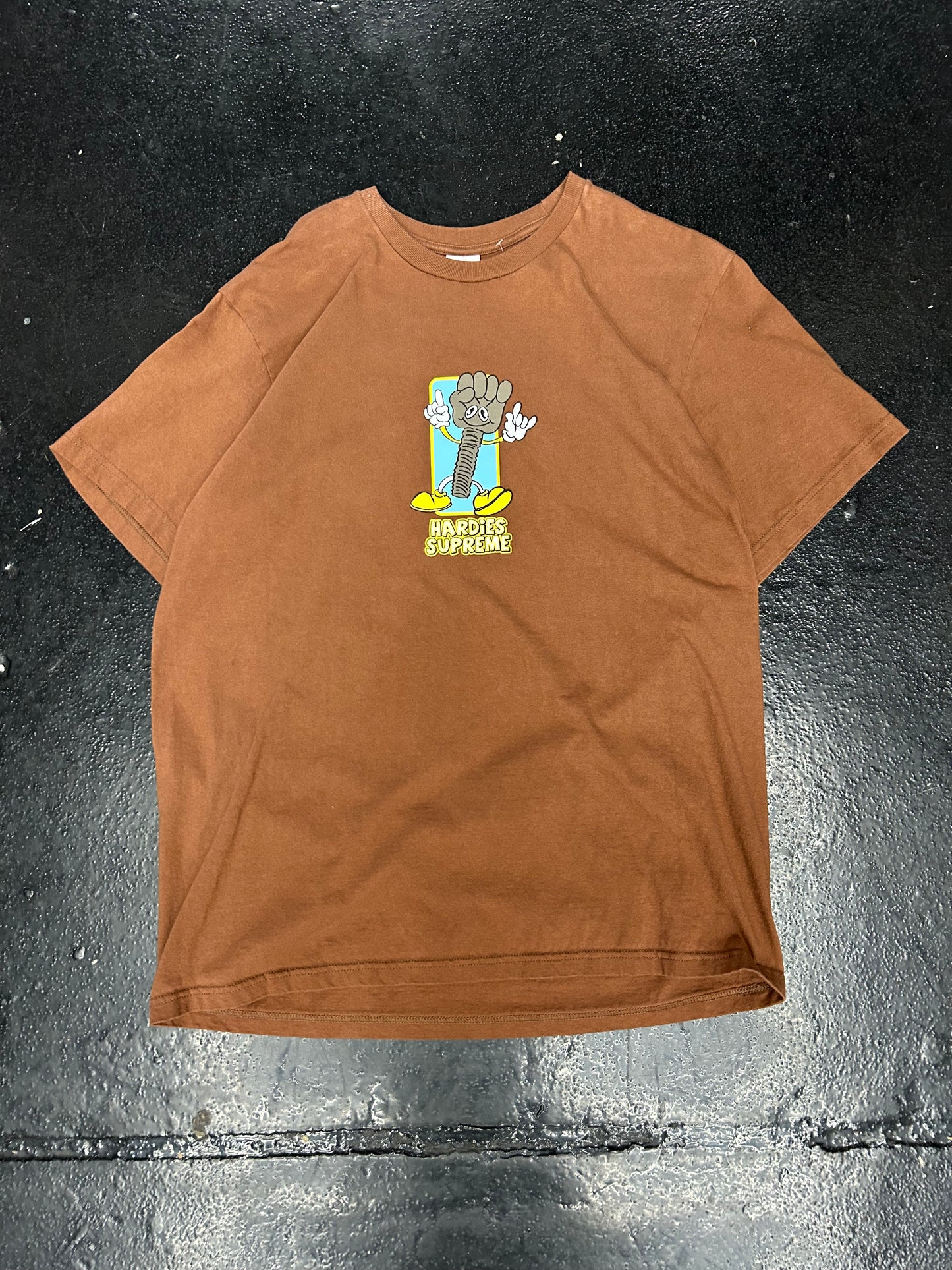 SUPREME HARDIES SUPREME BROWN TEE (BRAND NEW)