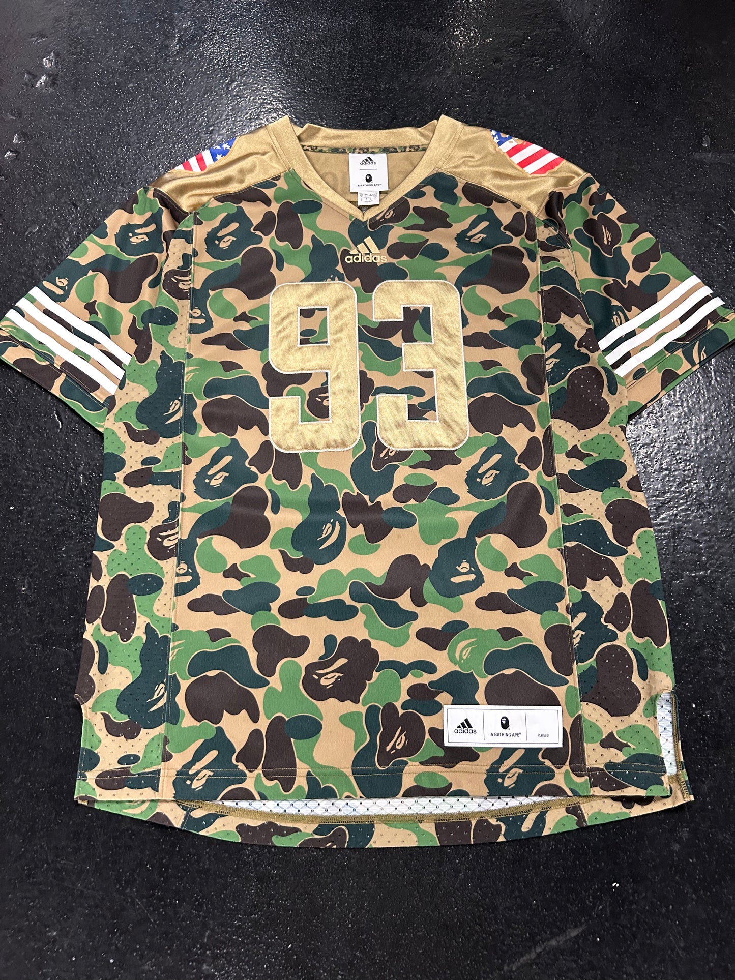 BAPE CAMO FOOTBALL JERSEY (PRE OWNED)
