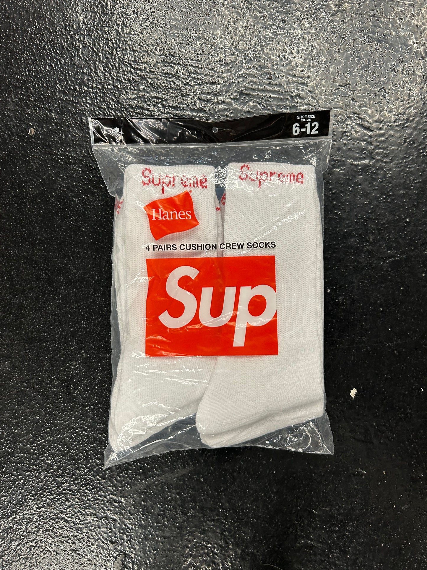SUPREME WHITE SOCKS (PACK OF 4)