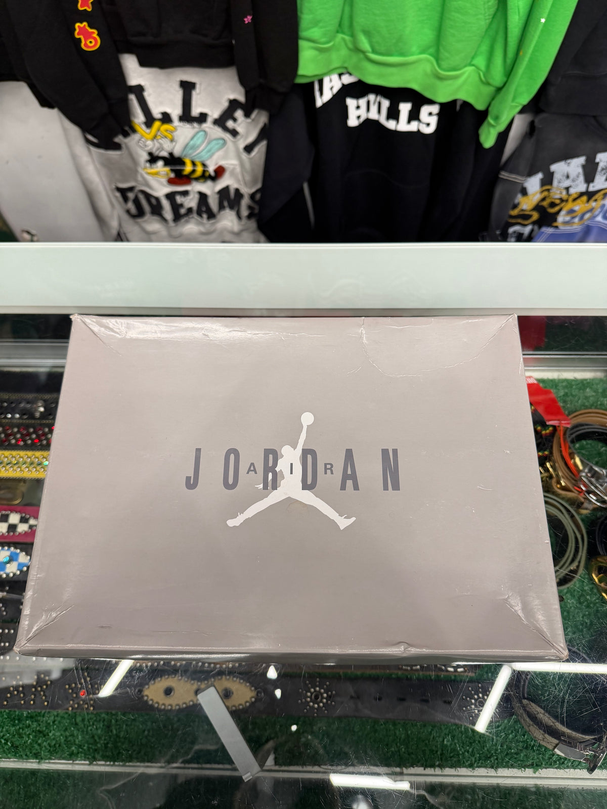 JORDAN 11 COOL GREY (PRE-OWNED W/ BOX)
