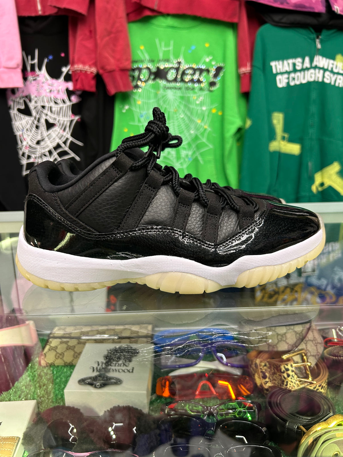 JORDAN 11 72-10 (PRE-OWNED W/ BOX)