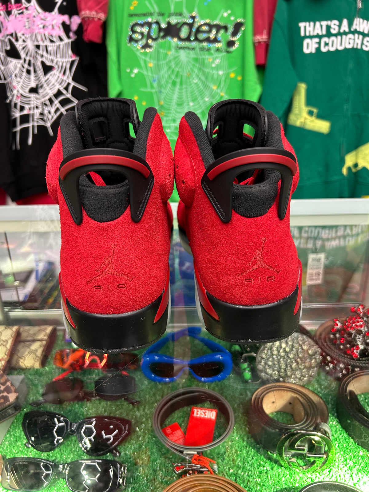 JORDAN 6 TORO BRAVO (PRE-OWNED W/ BOX)