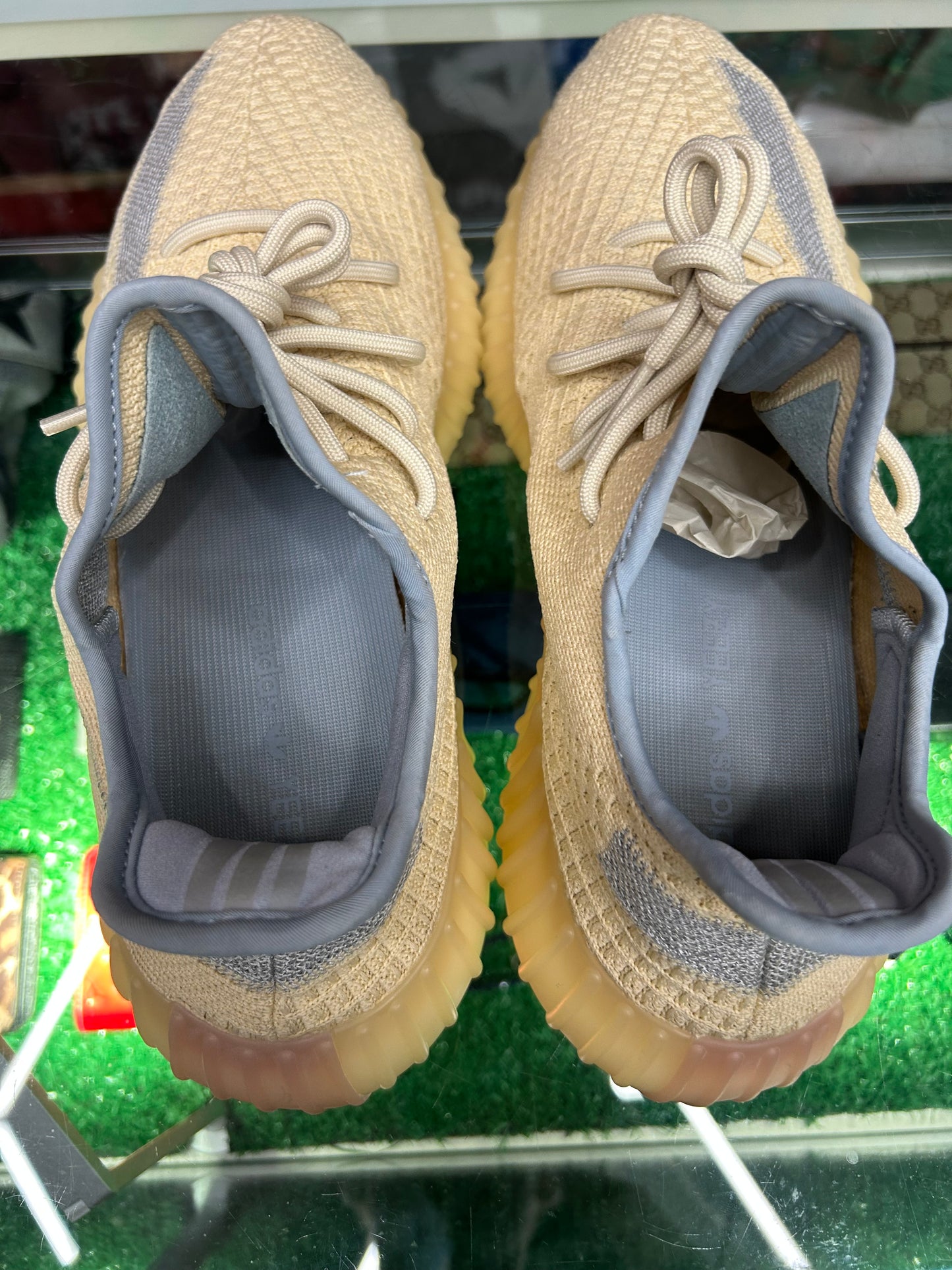 YEEZY 350 V2 LINDEN (PRE-OWNED / WITH BOX)