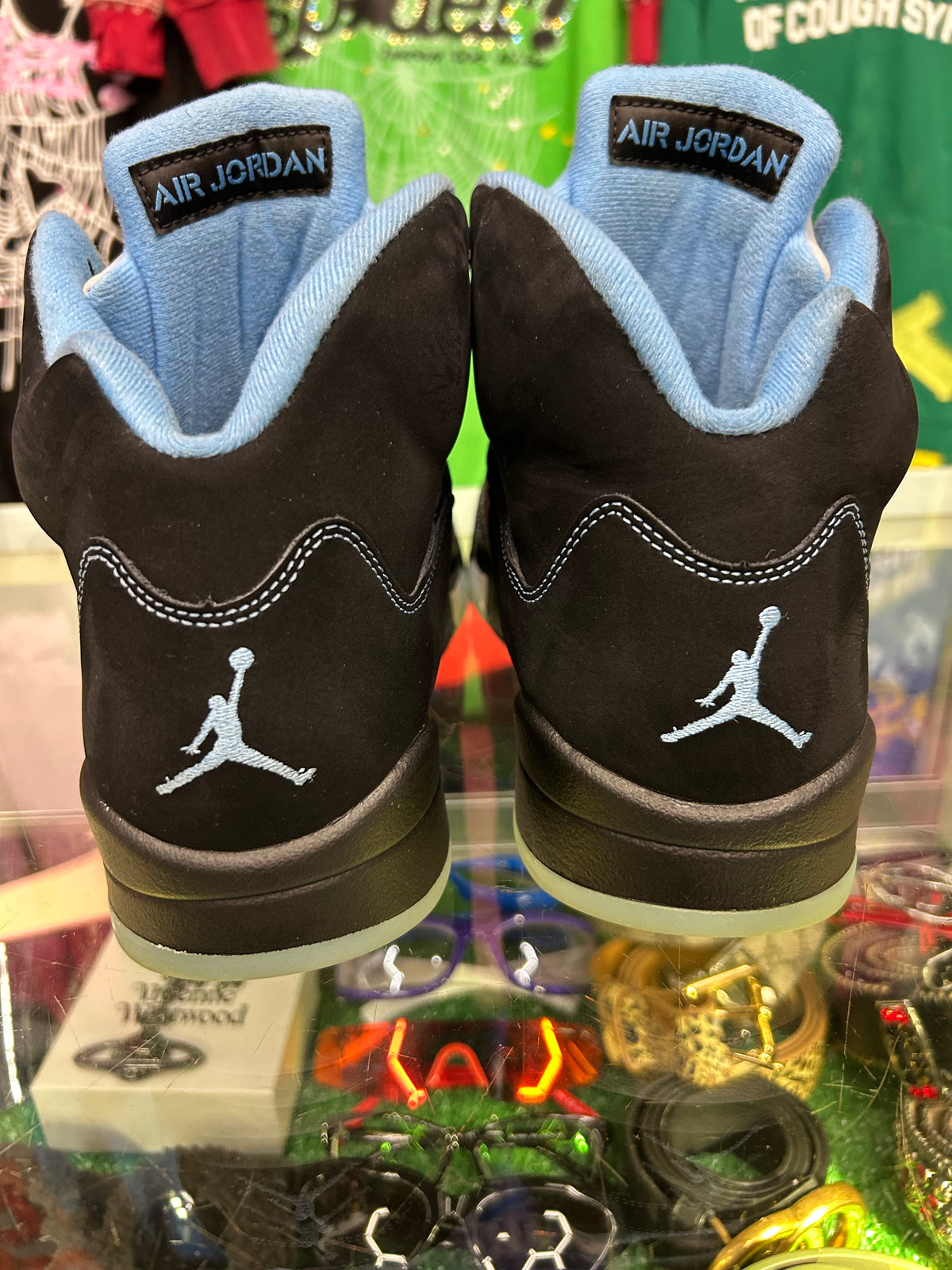 JORDAN 5 BLACK UNIVERSITY BLUE (PRE-OWNED W/ BOX)