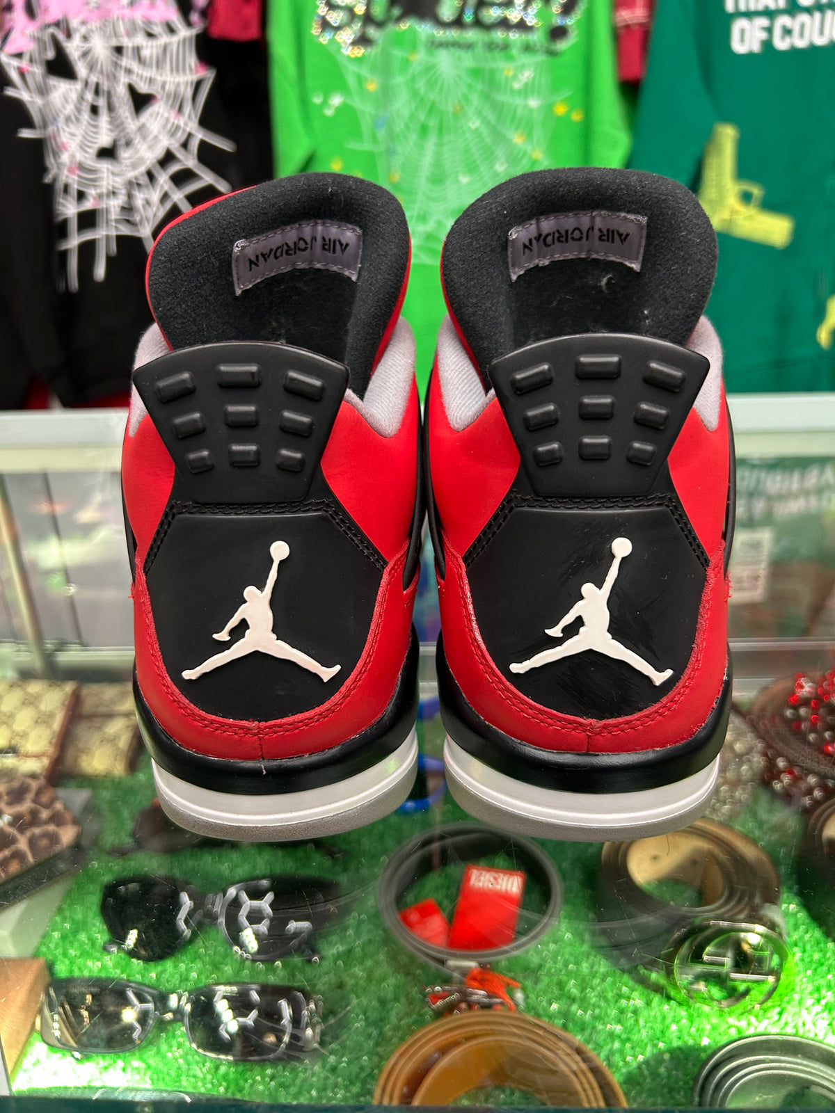 JORDAN 4 TORO BRAVO 2013 (PRE-OWNED W/ BOX)