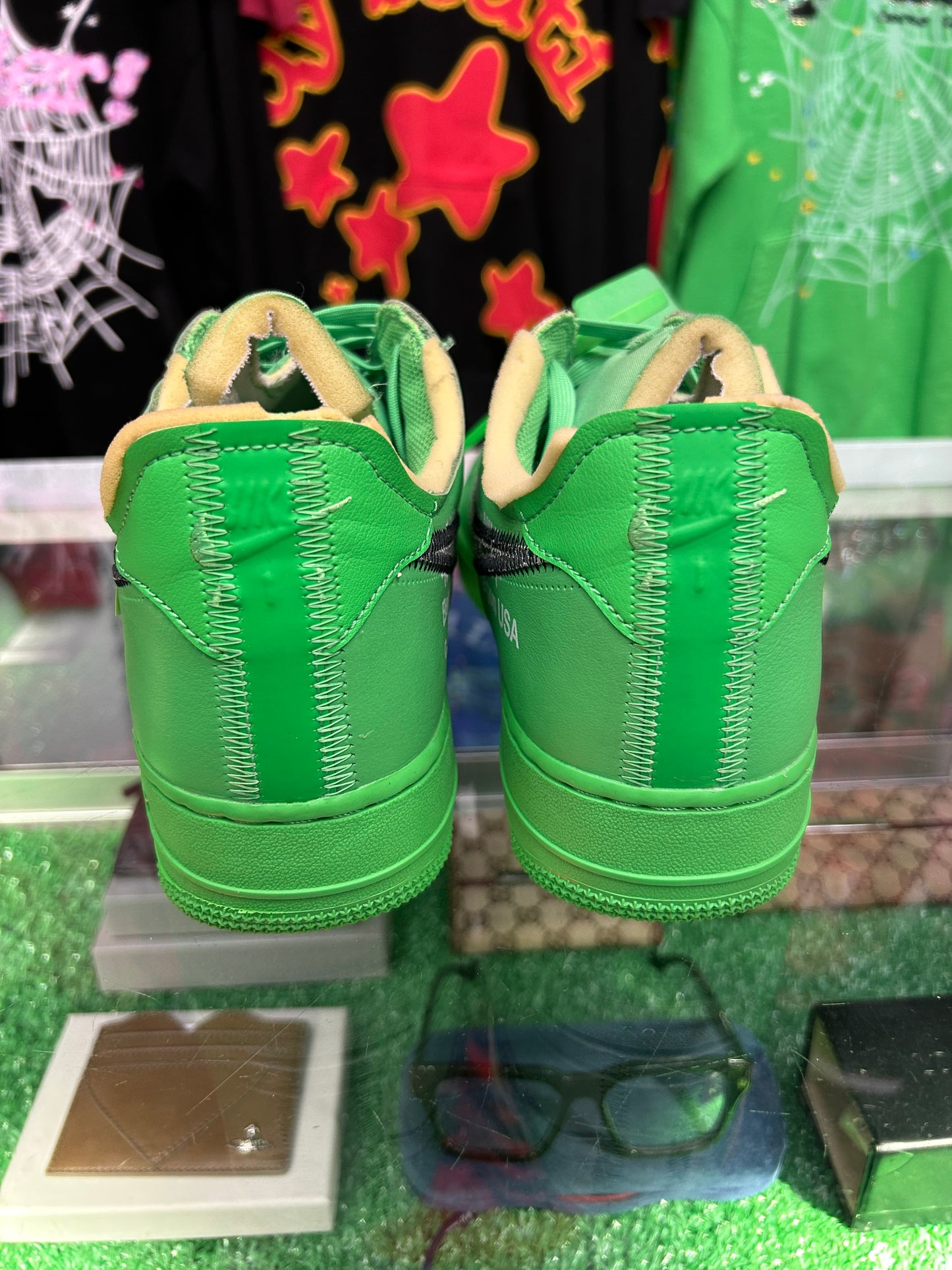 OFF-WHITE X NIKE AIR FORCE 1 “BROOKLYN GREEN” (PRE-OWNED W/ BOX)