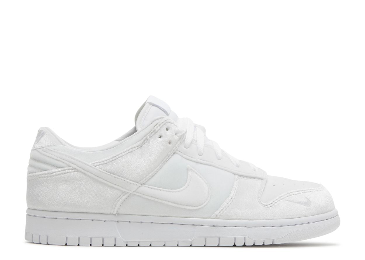 DUNK LOW DOVER STREET MARKET (BRAND NEW)