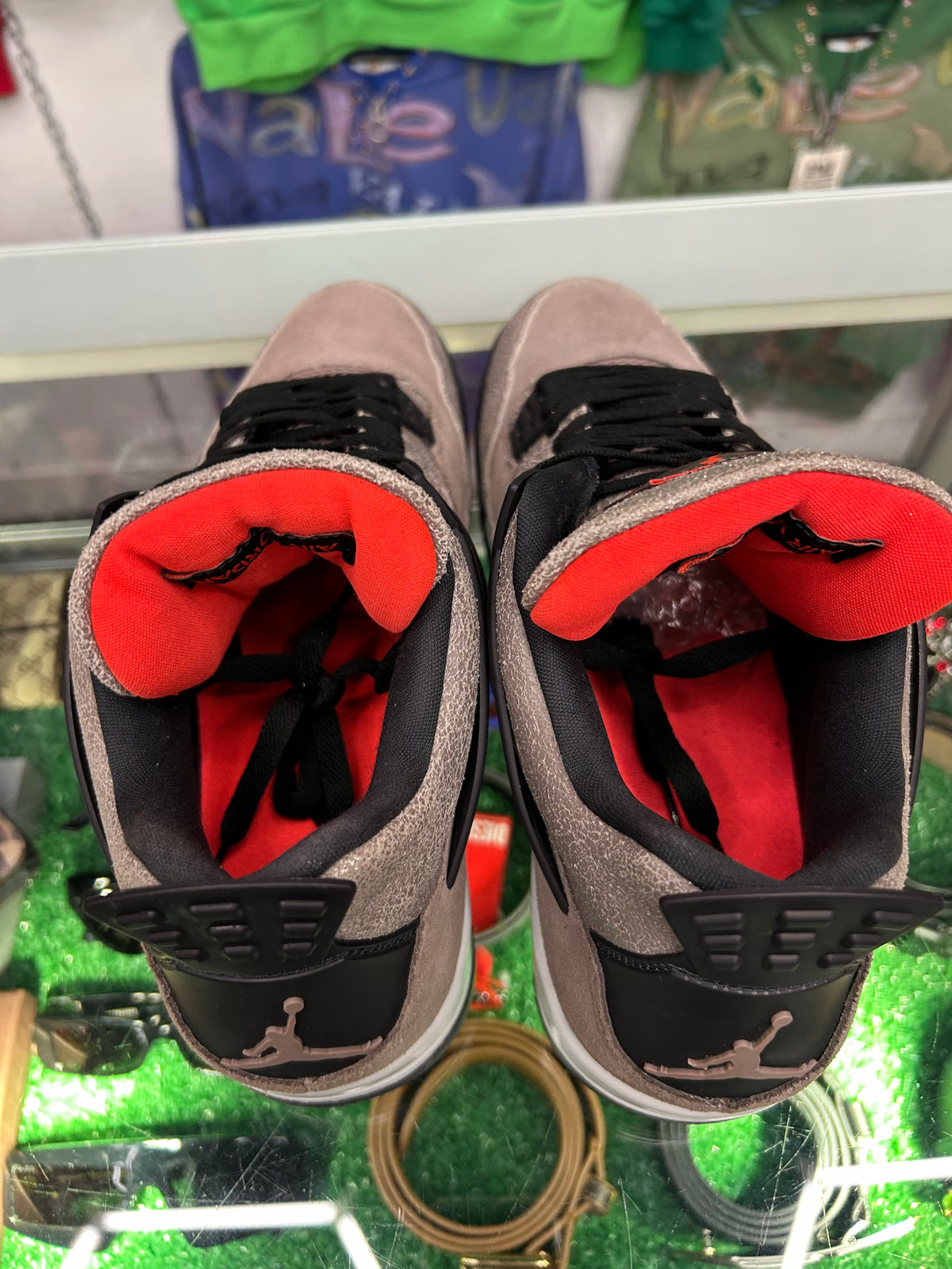 JORDAN 4 TAUPE HAZE (PRE-OWNED NO BOX)