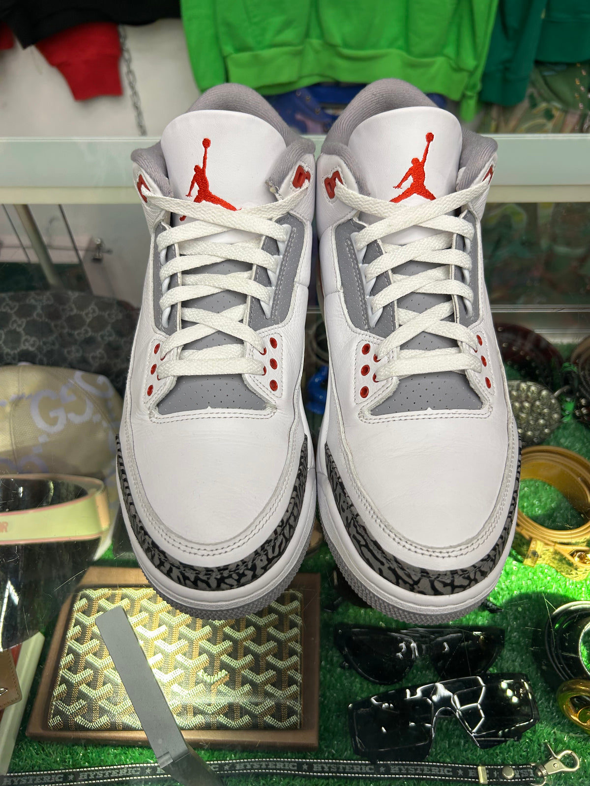 JORDAN 3 FIRE RED (PRE-OWNED W/ BOX)