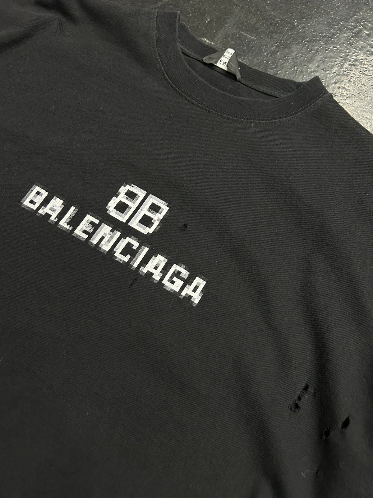 BALENCIAGA BB PIXEL TEE (PRE-OWNED)