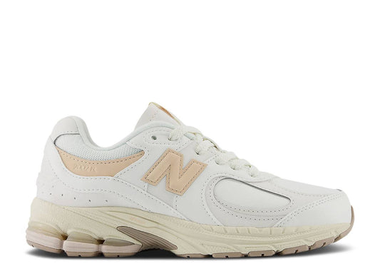 NEW BALANCE 2002R MOON BEAM FRAPPE (BRAND NEW)