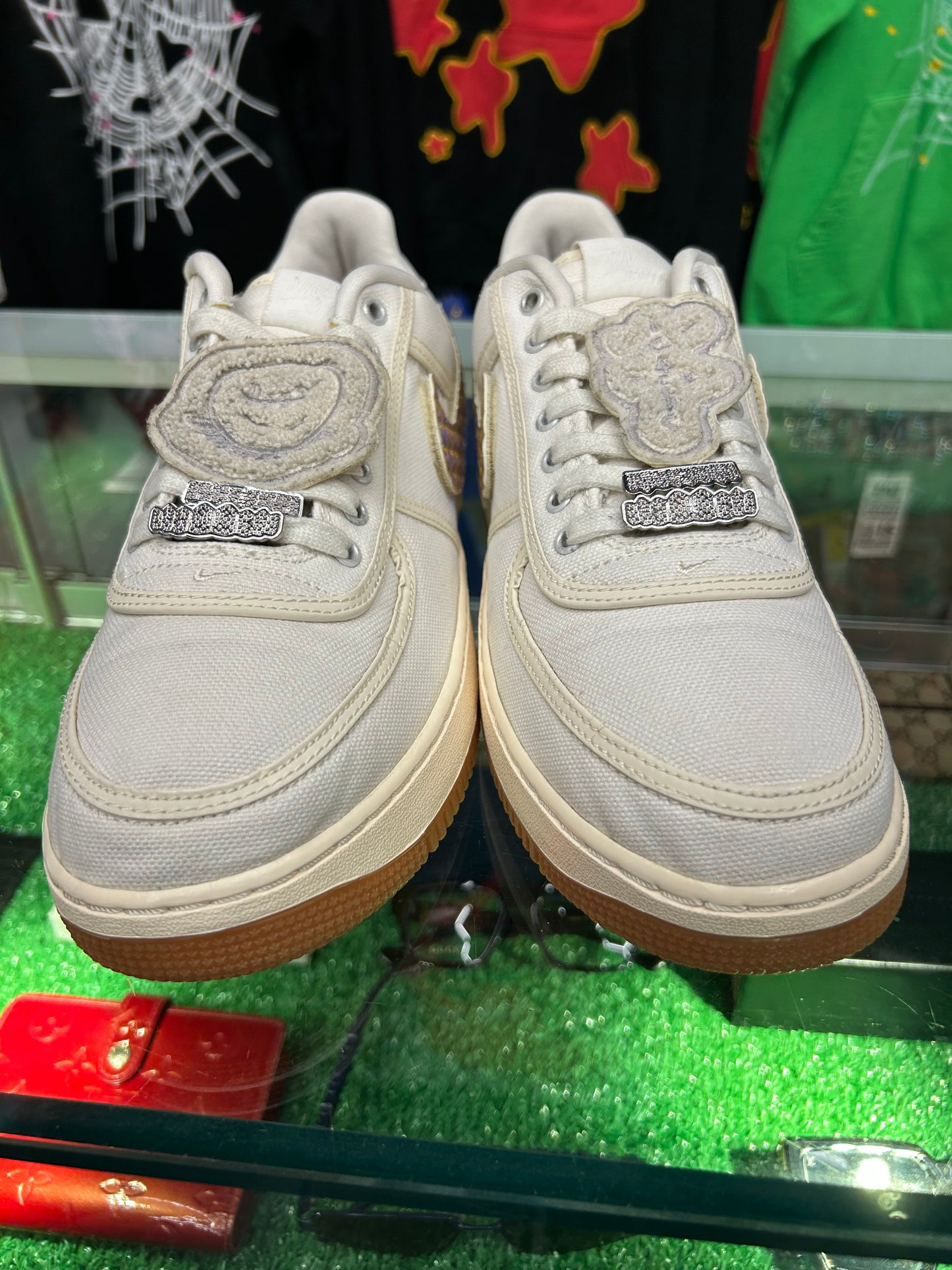 TRAVIS SCOTT NIKE AIRFORCE 1 “SAIL GUM” (PRE-OWNED W/ BOX)