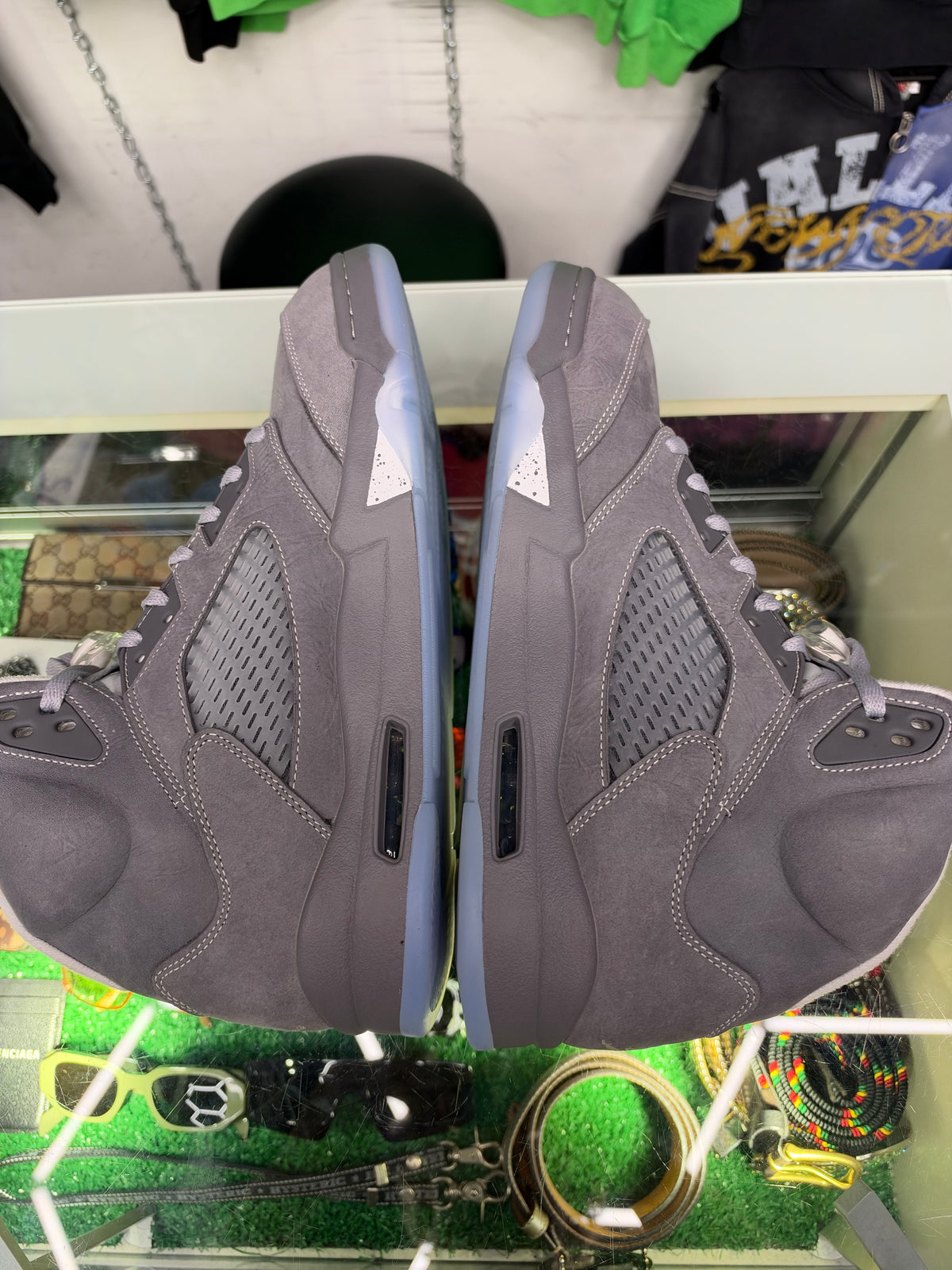 JORDAN 5 WOLF GREY (PRE-OWNED)