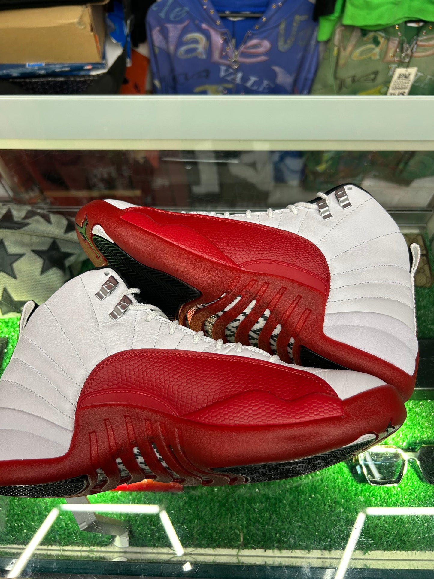 JORDAN 12 RETRO CHERRY (PRE-OWNED / WITH BOX)