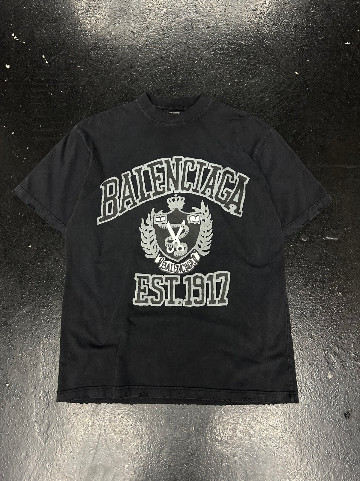 BALENCIAGA DIY COLLEGE BLACK TEE (PRE-OWNED)