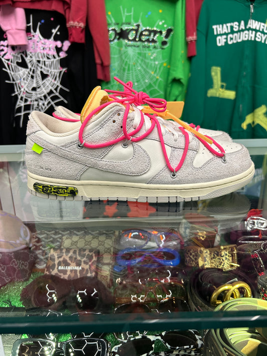 DUNK LOW OFF-WHITE LOT 17 (PRE-OWNED W/ BOX)