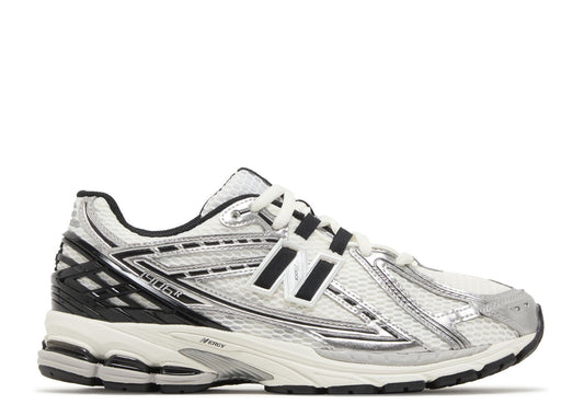 NEW BALANCE 1906R SILVER METALLIC SILVER (BRAND NEW)