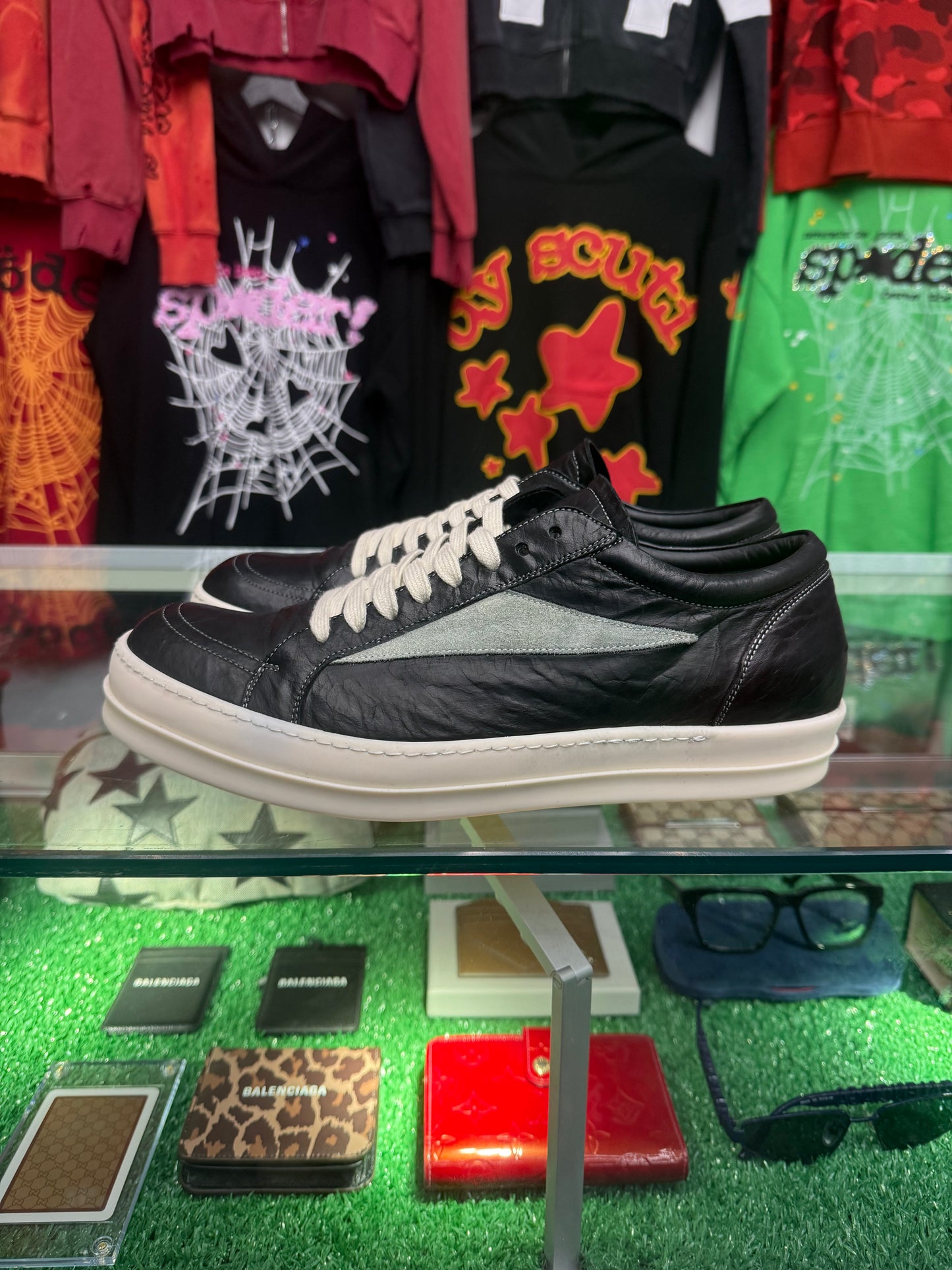 RICK OWEN MAIN LINE VINTAGE SNEAKER (PRE-OWNED W/ BOX)